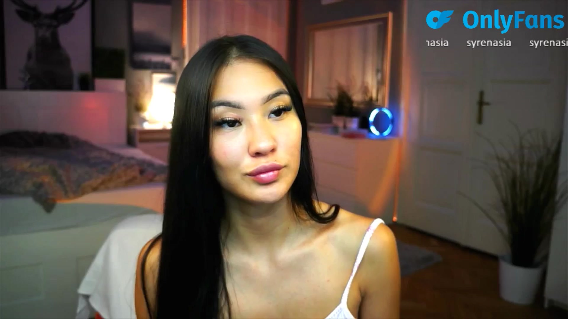 Gallery image thumbnail from MaiStream's myfreecams stream on, 09/08/2025, 18:33 image 8 of 20