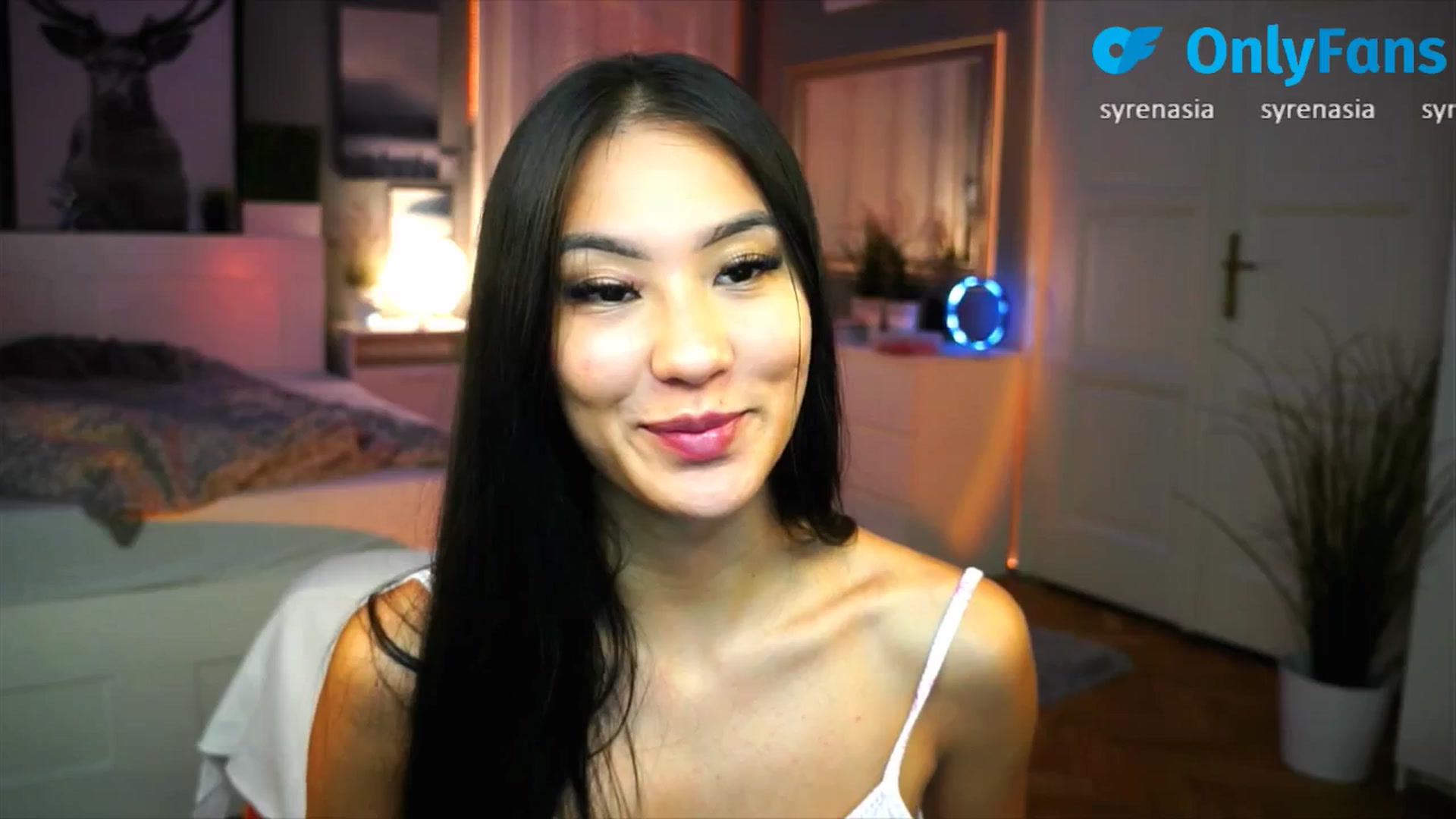 Gallery image thumbnail from MaiStream's myfreecams stream on, 09/08/2025, 18:33 image 7 of 20