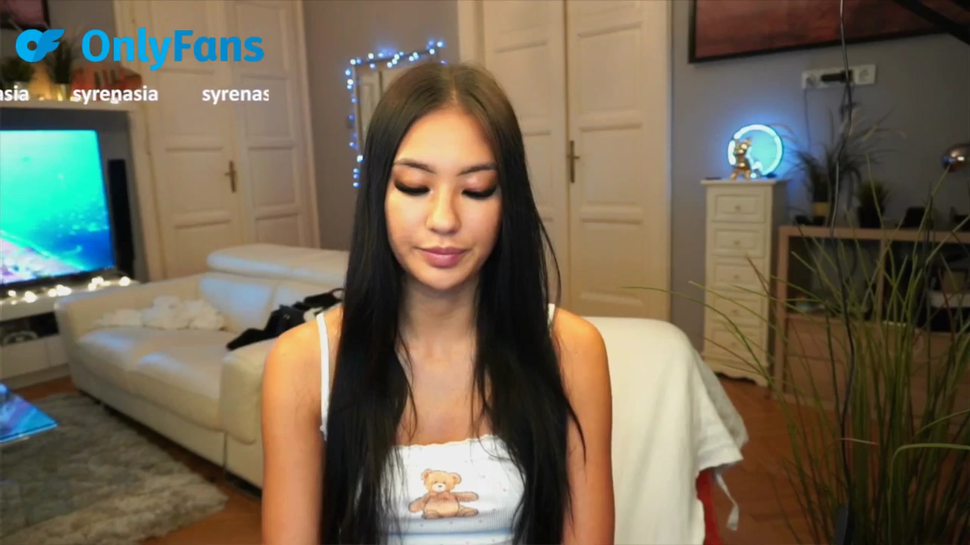 Gallery image thumbnail from MaiStream's myfreecams stream on, 09/12/2025, 17:33 image 4 of 20