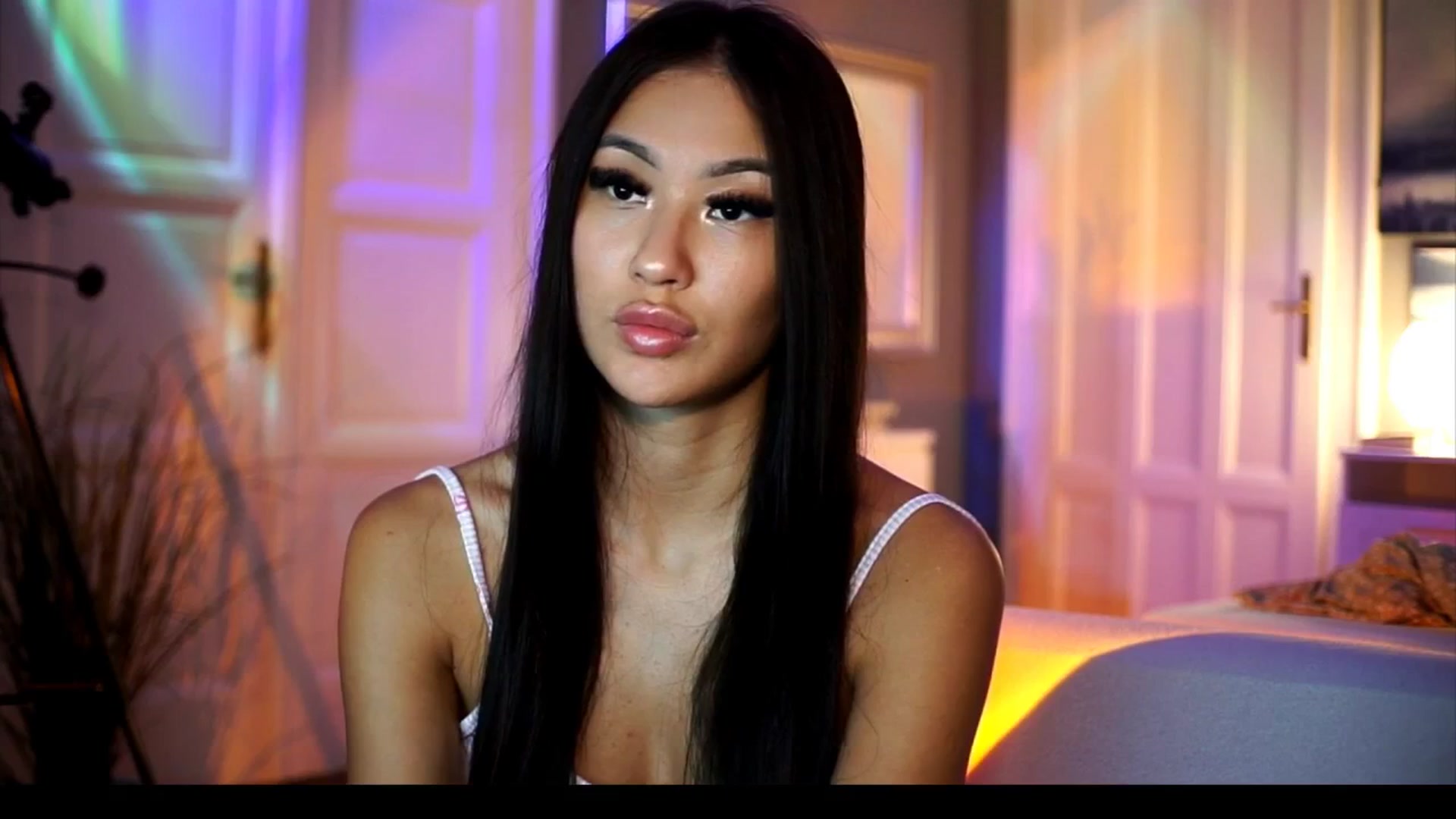 Gallery image thumbnail from MaiStream's myfreecams stream on, 09/17/2025, 13:25 image 9 of 20