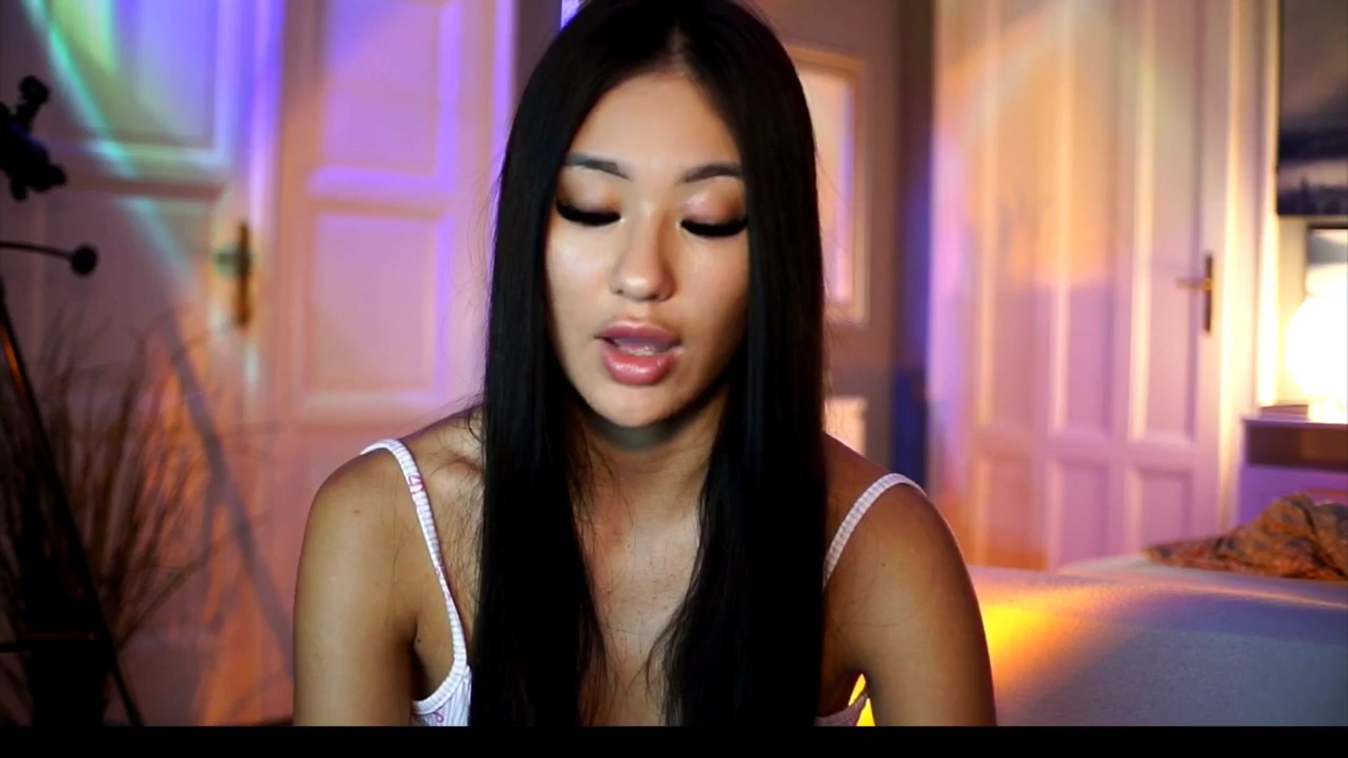 Gallery image thumbnail from MaiStream's myfreecams stream on, 09/17/2025, 13:25 image 13 of 20