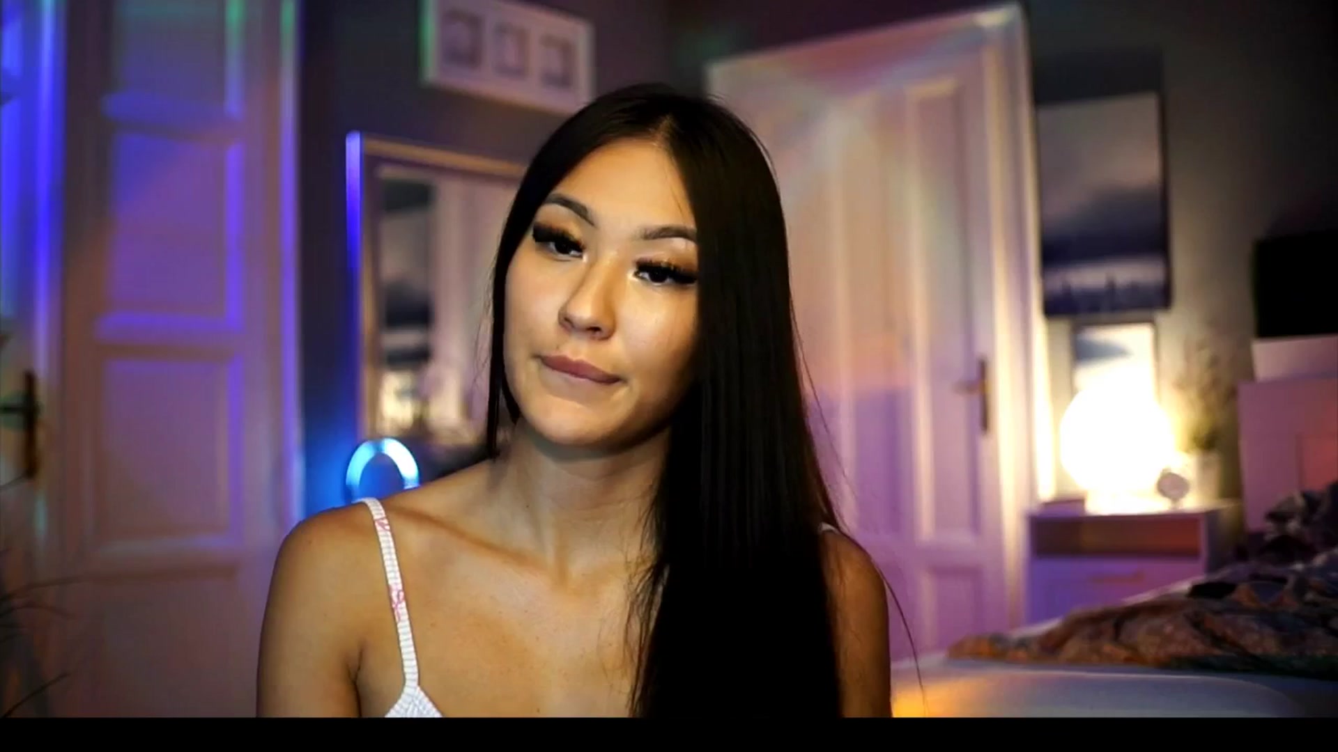 Gallery image thumbnail from MaiStream's myfreecams stream on, 09/17/2025, 17:40 image 19 of 20