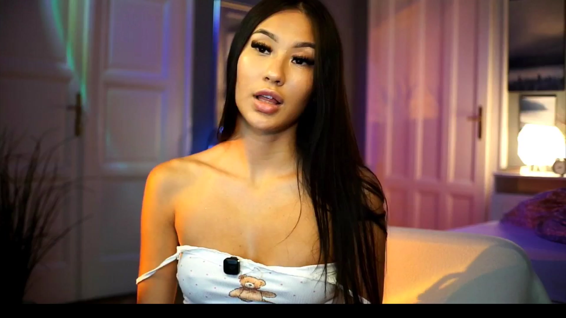 Gallery image thumbnail from MaiStream's myfreecams stream on, 09/18/2025, 13:49 image 16 of 20