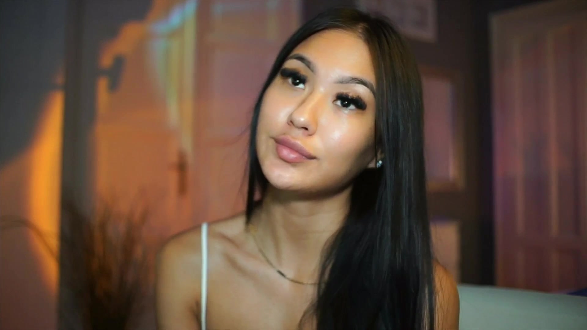 Gallery image thumbnail from MaiStream's myfreecams stream on, 09/22/2025, 17:15 image 18 of 20