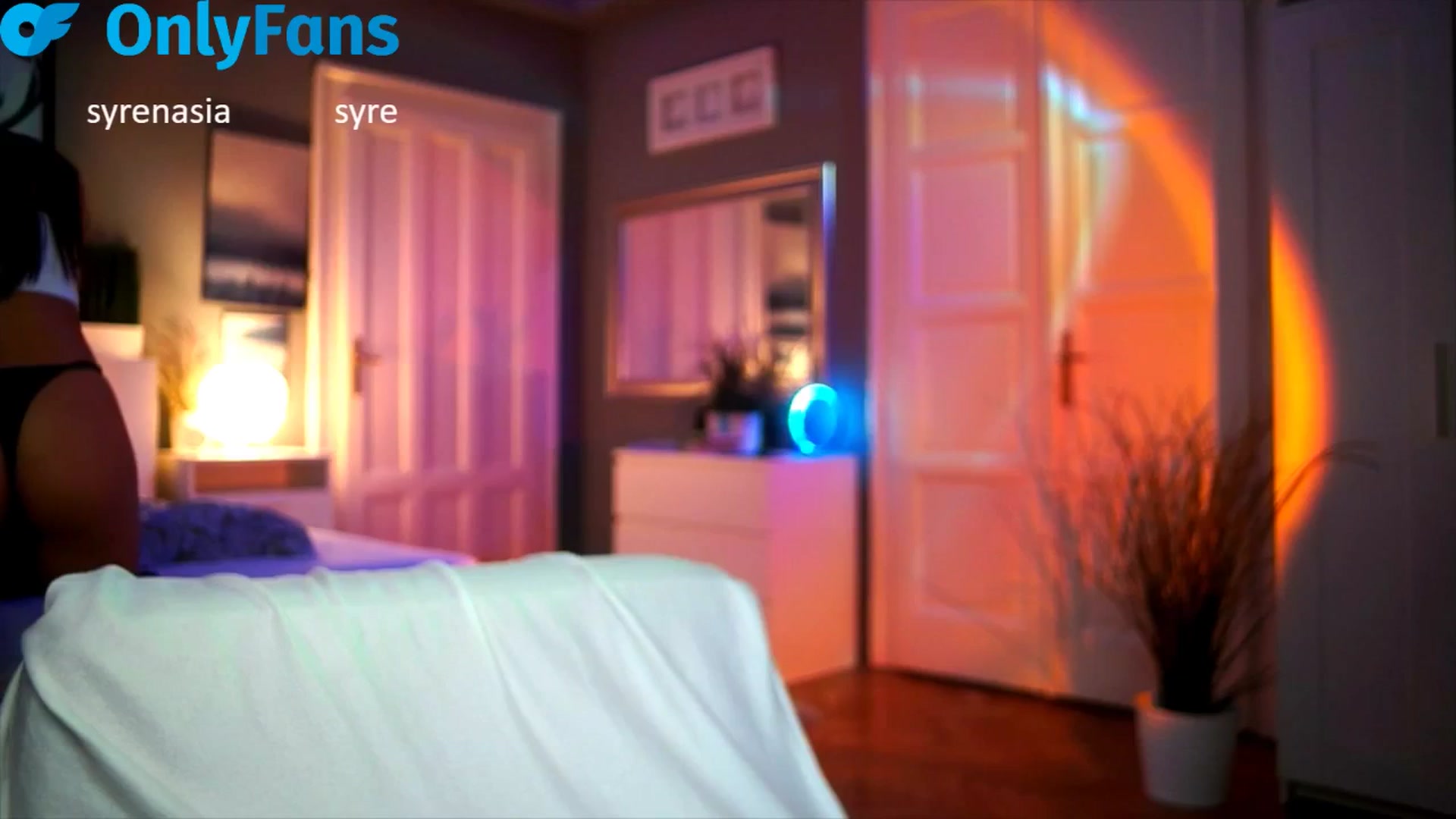 Gallery image thumbnail from MaiStream's myfreecams stream on, 09/26/2025, 15:11 image 16 of 20