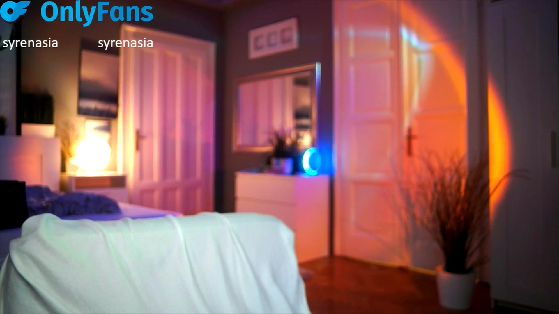 Gallery image thumbnail from MaiStream's myfreecams stream on, 09/26/2025, 15:11 image 18 of 20