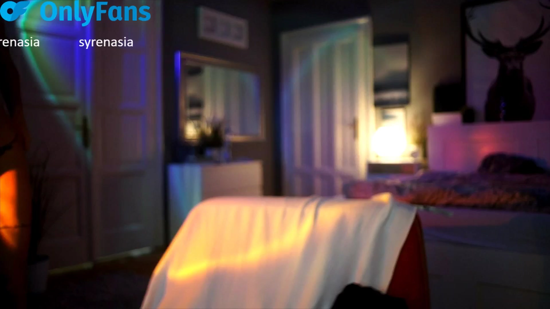 Gallery image thumbnail from MaiStream's myfreecams stream on, 09/28/2025, 14:36 image 6 of 20