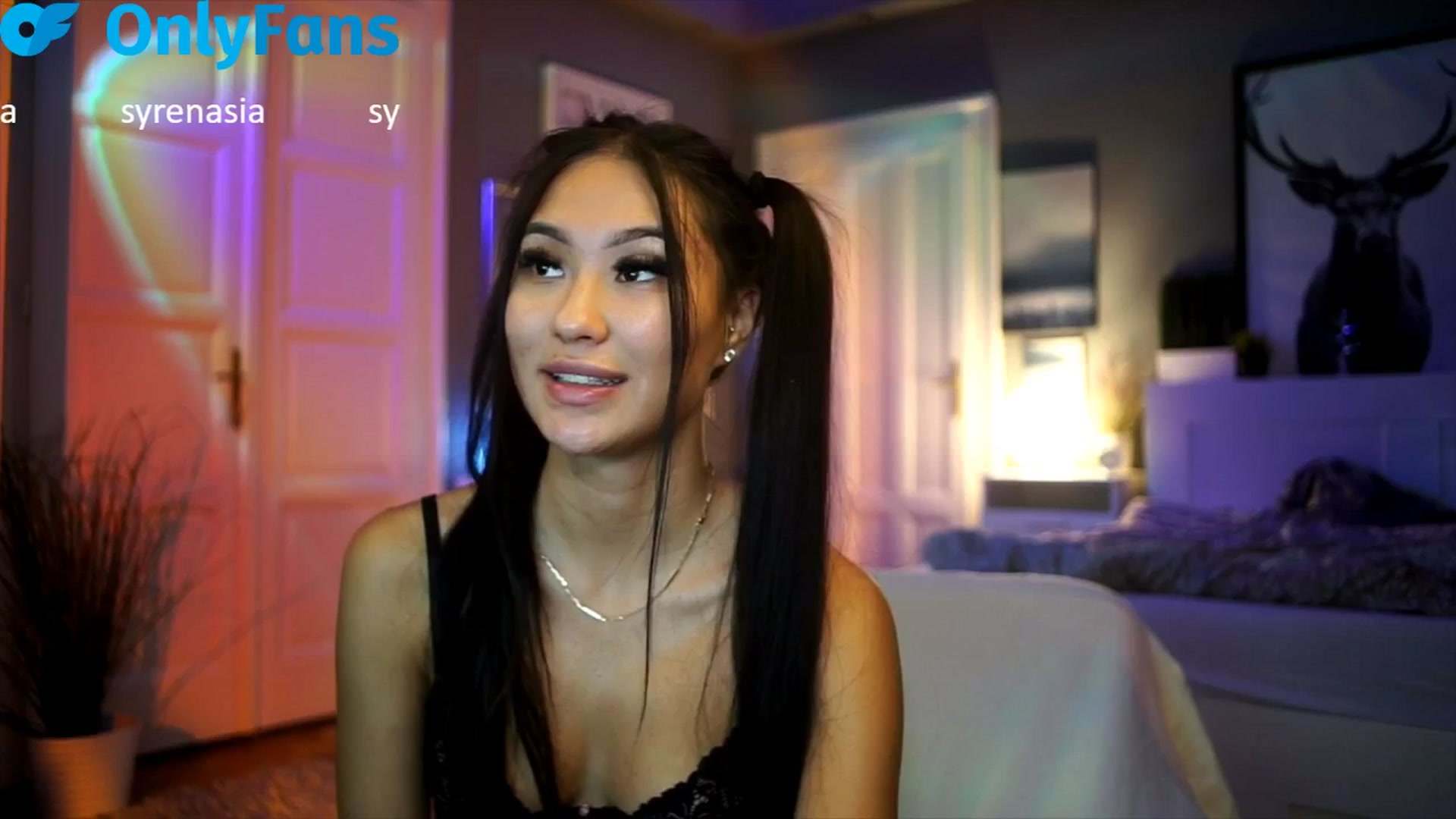 Gallery image thumbnail from MaiStream's myfreecams stream on, 09/28/2025, 16:46 image 14 of 20