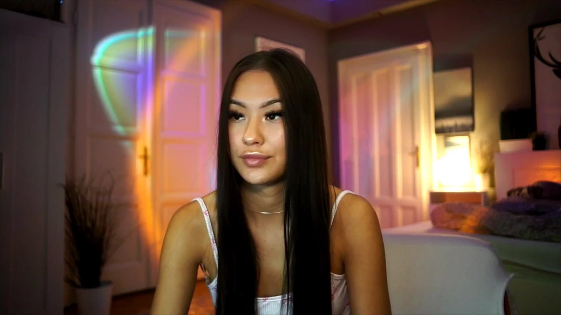 Gallery image thumbnail from MaiStream's myfreecams stream on, 10/02/2025, 14:35 image 10 of 20