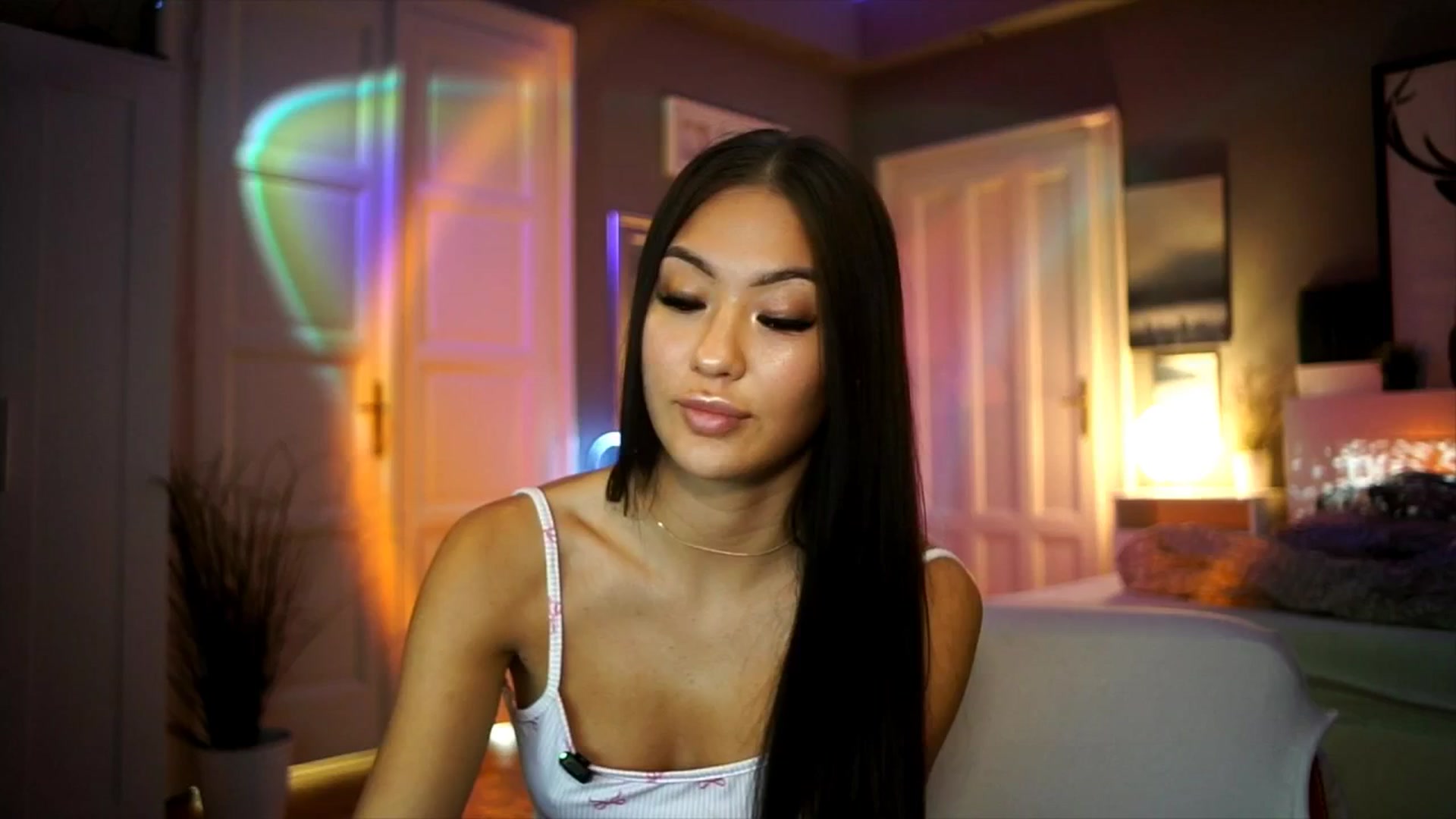Gallery image thumbnail from MaiStream's myfreecams stream on, 10/02/2025, 14:35 image 15 of 20