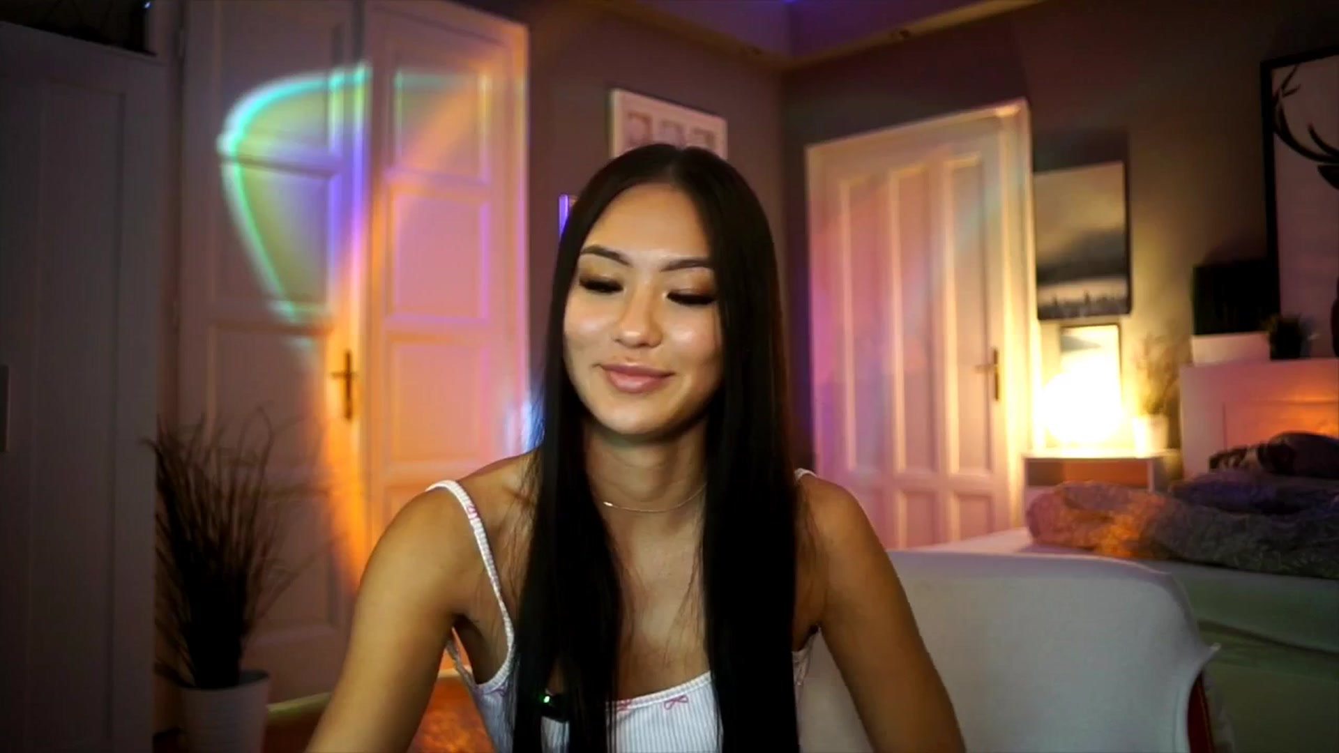 Gallery image thumbnail from MaiStream's myfreecams stream on, 10/02/2025, 15:07 image 17 of 20