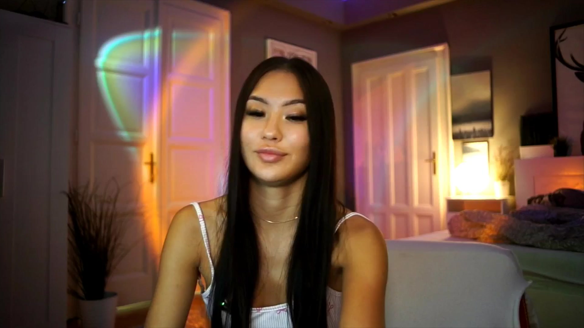Gallery image thumbnail from MaiStream's myfreecams stream on, 10/02/2025, 15:07 image 19 of 20