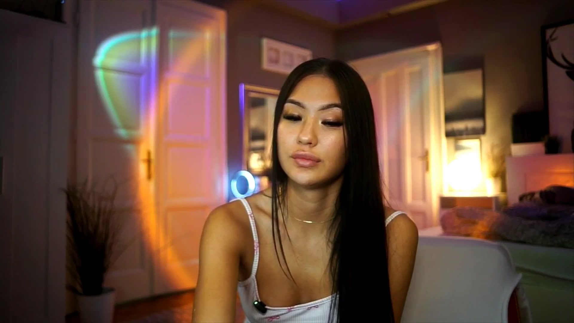 Gallery image thumbnail from MaiStream's myfreecams stream on, 10/02/2025, 15:52 image 12 of 20