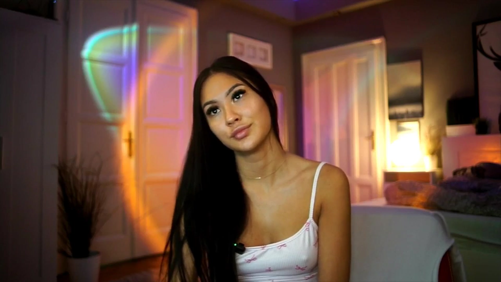 Gallery image thumbnail from MaiStream's myfreecams stream on, 10/02/2025, 15:52 image 17 of 20
