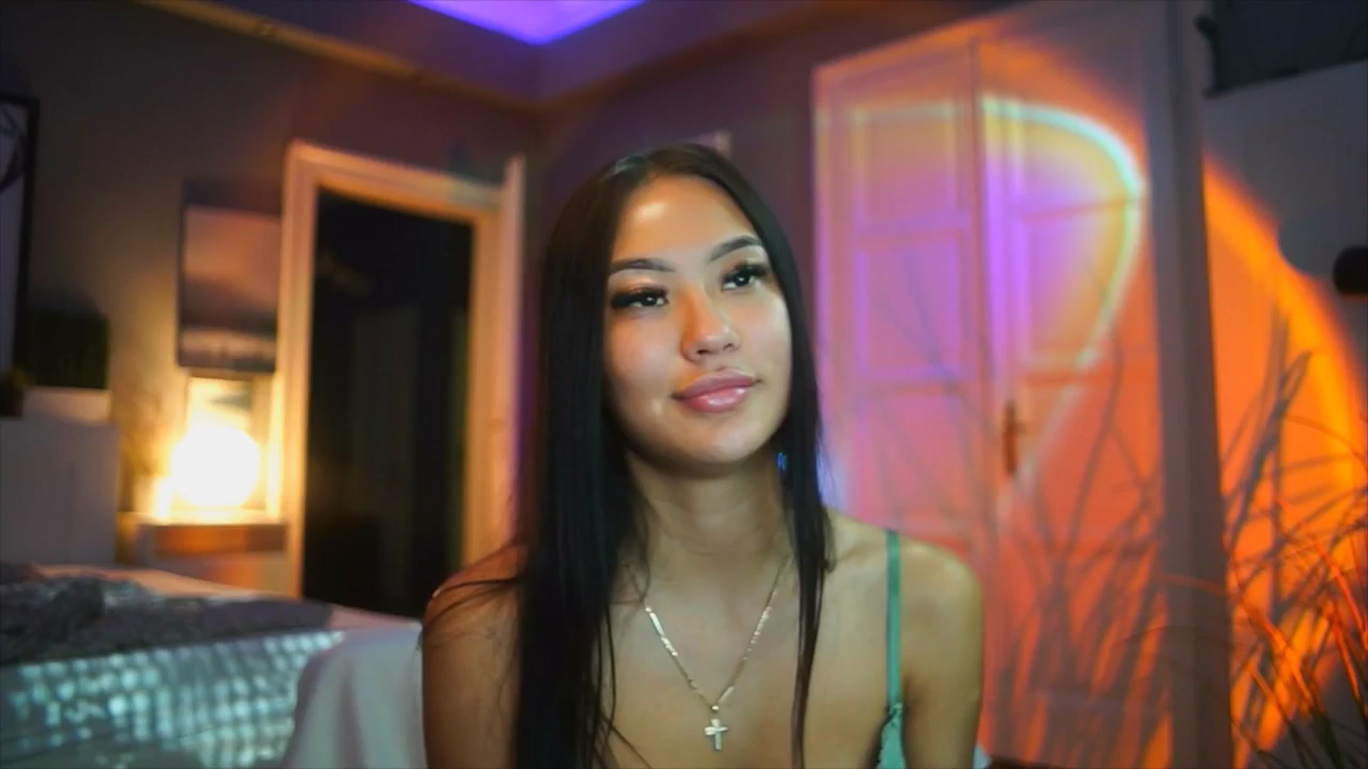 Gallery image thumbnail from MaiStream's myfreecams stream on, 10/08/2025, 13:07 image 10 of 20