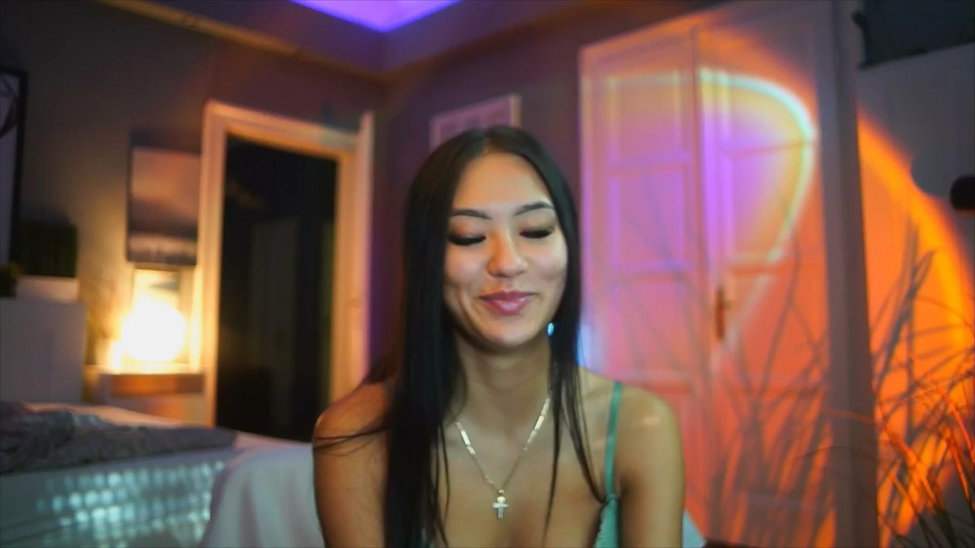 Gallery image thumbnail from MaiStream's myfreecams stream on, 10/08/2025, 13:07 image 6 of 20