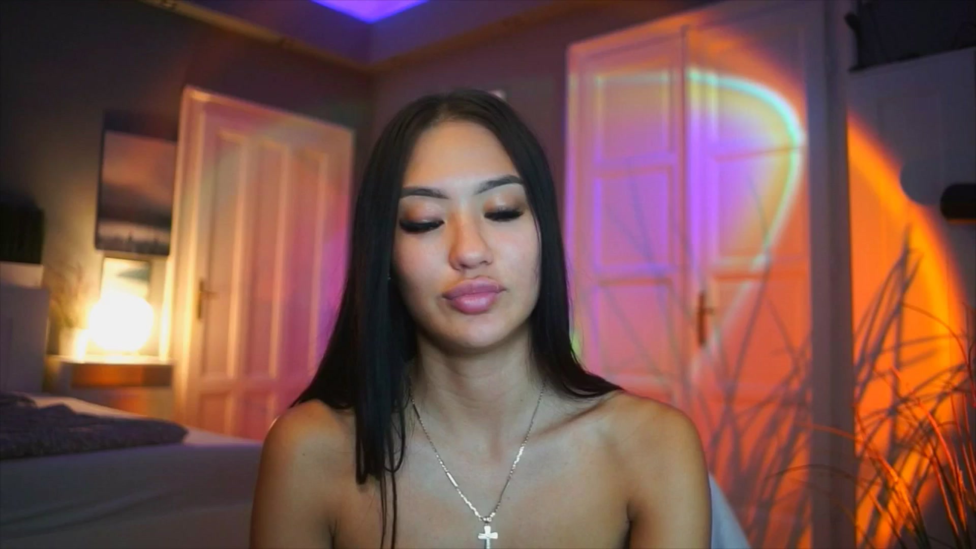 Gallery image thumbnail from MaiStream's myfreecams stream on, 10/08/2025, 18:35 image 19 of 20