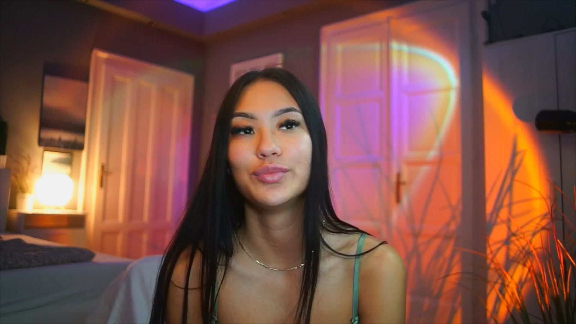 Gallery image thumbnail from MaiStream's myfreecams stream on, 10/08/2025, 18:35 image 1 of 20