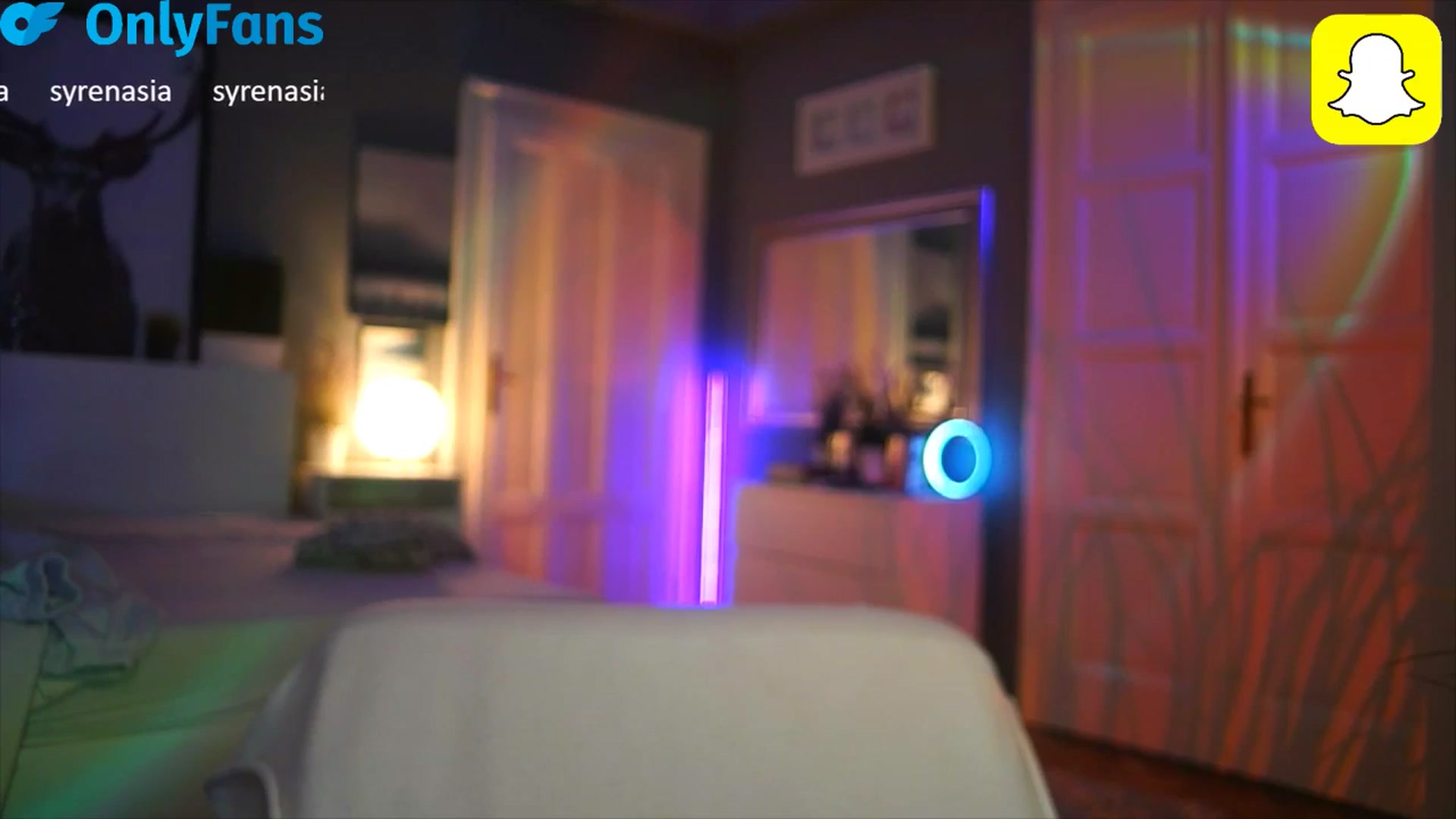 Gallery image thumbnail from MaiStream's myfreecams stream on, 10/13/2025, 20:28 image 12 of 20