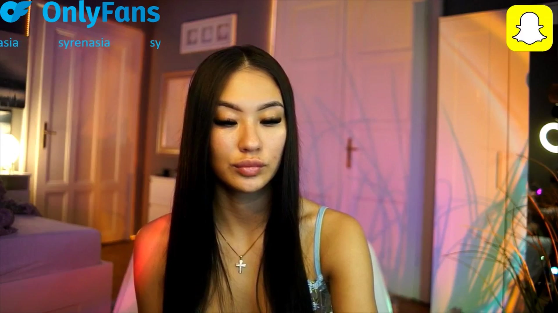 Gallery image thumbnail from MaiStream's myfreecams stream on, 10/17/2025, 18:42 image 16 of 20