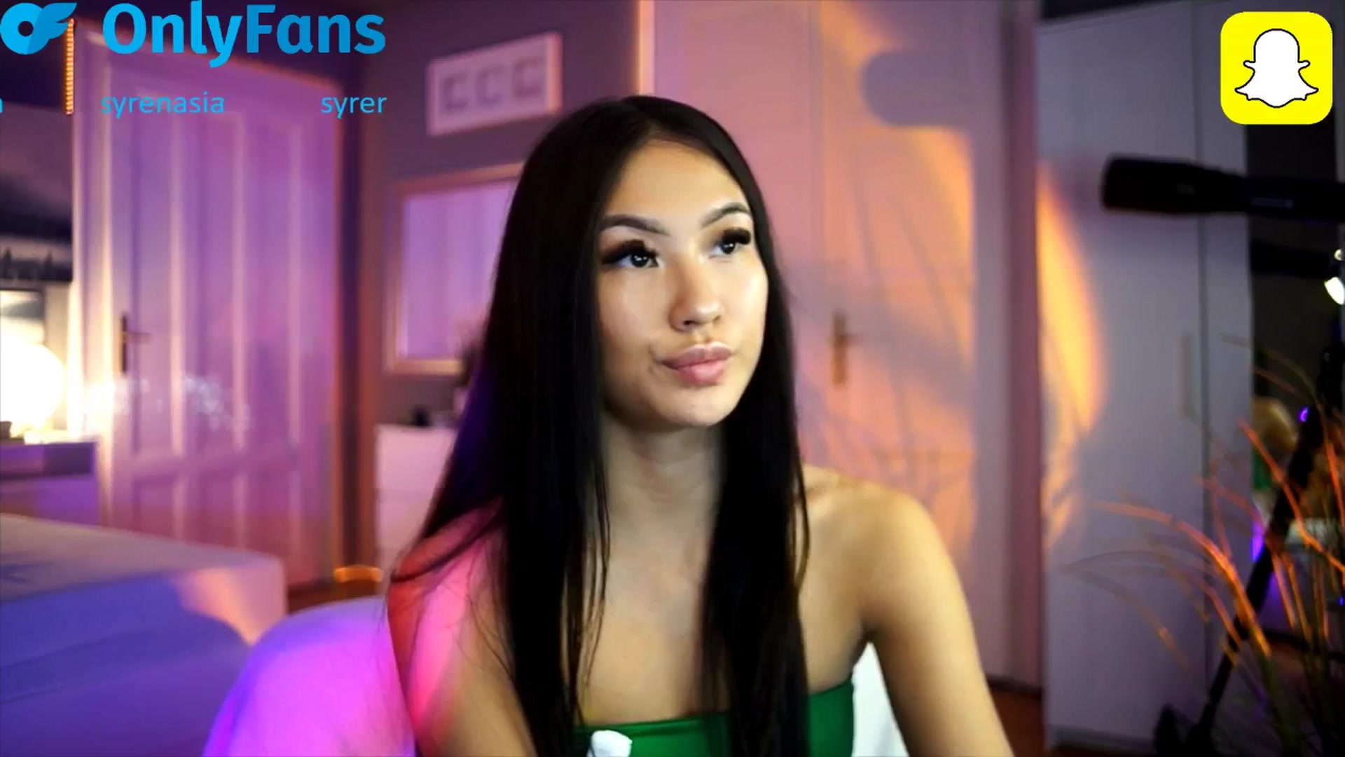 Gallery image thumbnail from MaiStream's myfreecams stream on, 10/22/2025, 13:26 image 11 of 20
