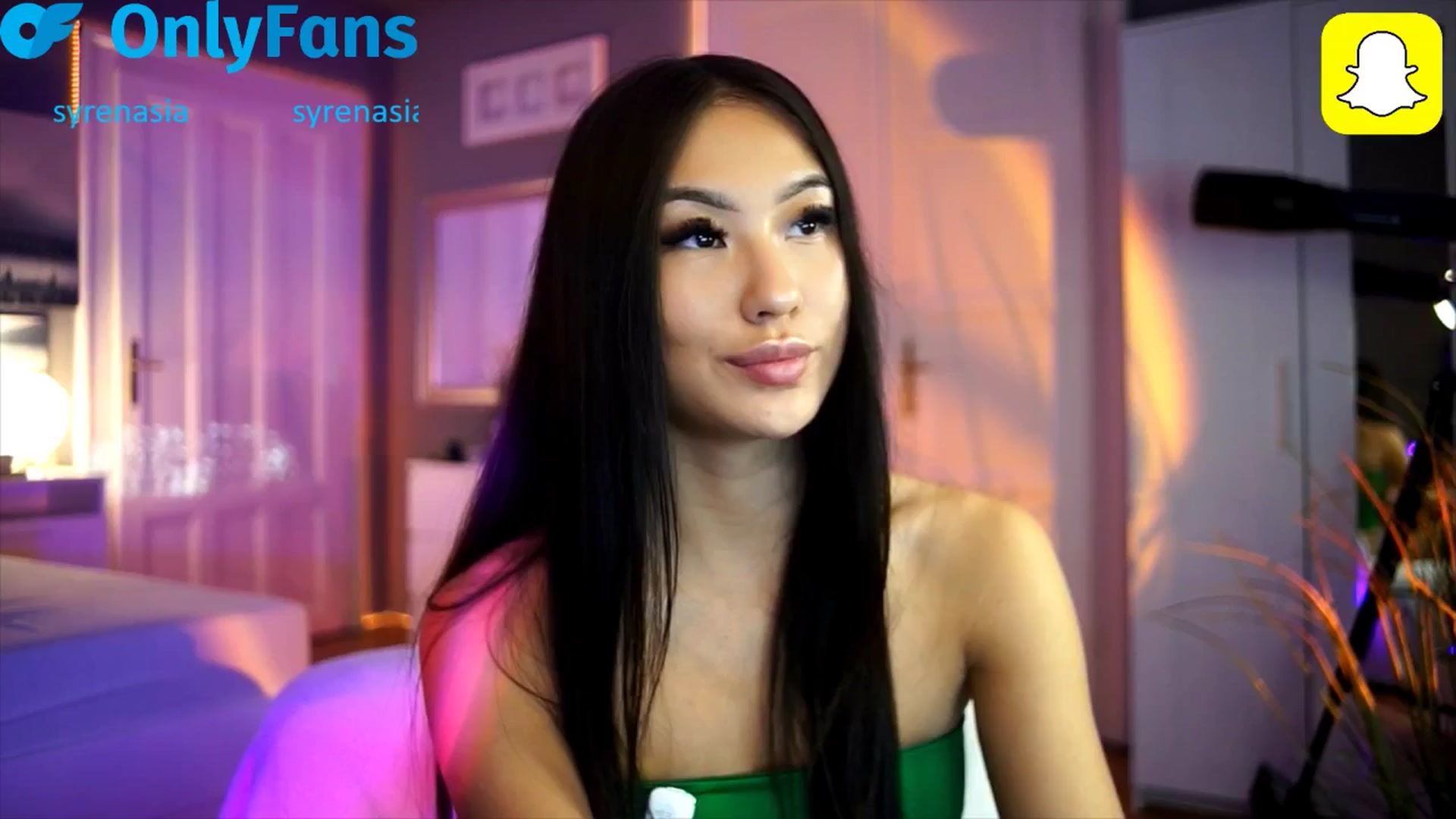 Gallery image thumbnail from MaiStream's myfreecams stream on, 10/22/2025, 13:26 image 4 of 20