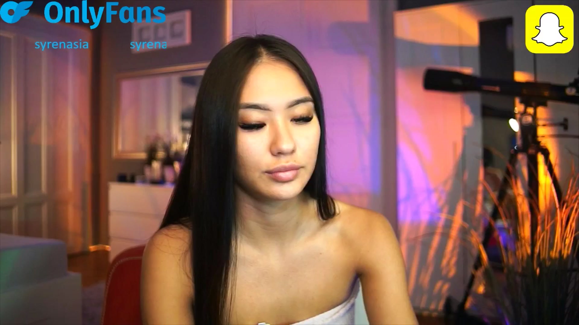 Gallery image thumbnail from MaiStream's myfreecams stream on, 10/25/2025, 15:05 image 10 of 20
