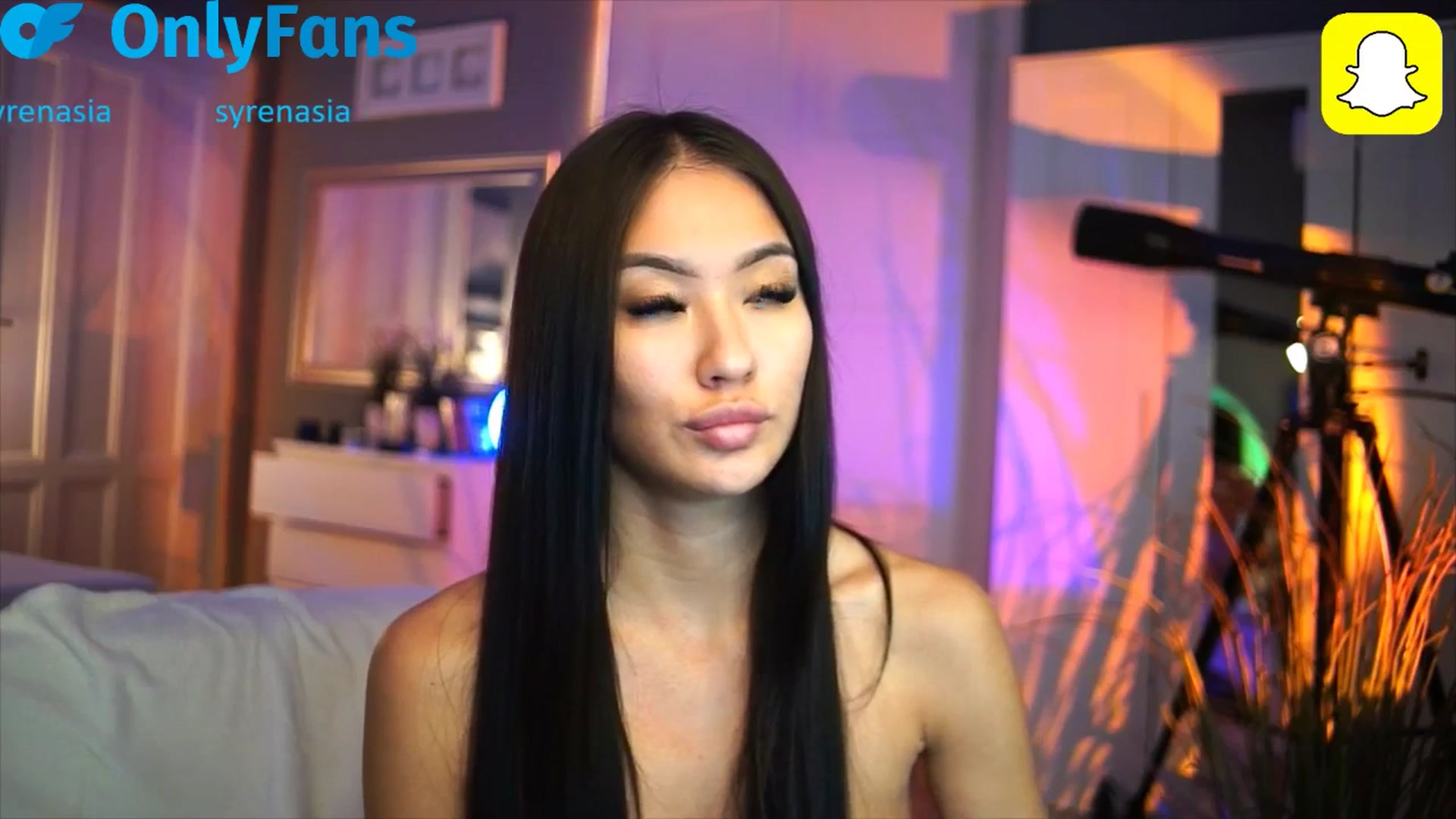Gallery image thumbnail from MaiStream's myfreecams stream on, 10/25/2025, 17:25 image 19 of 20