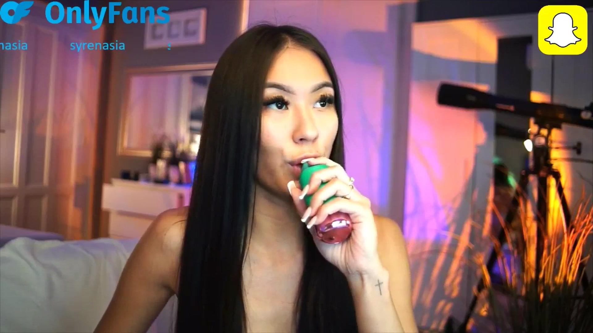 Gallery image thumbnail from MaiStream's myfreecams stream on, 10/25/2025, 17:25 image 20 of 20