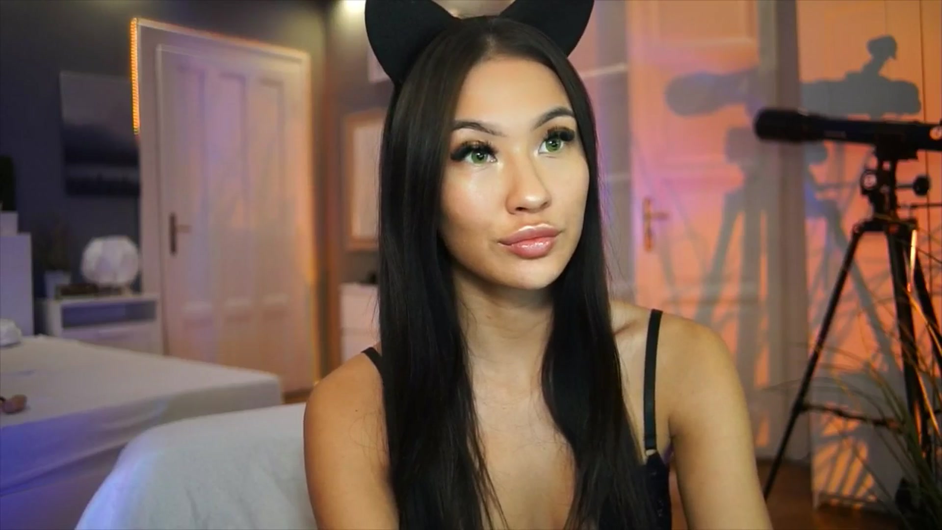Gallery image thumbnail from MaiStream's myfreecams stream on, 10/31/2025, 16:41 image 11 of 20