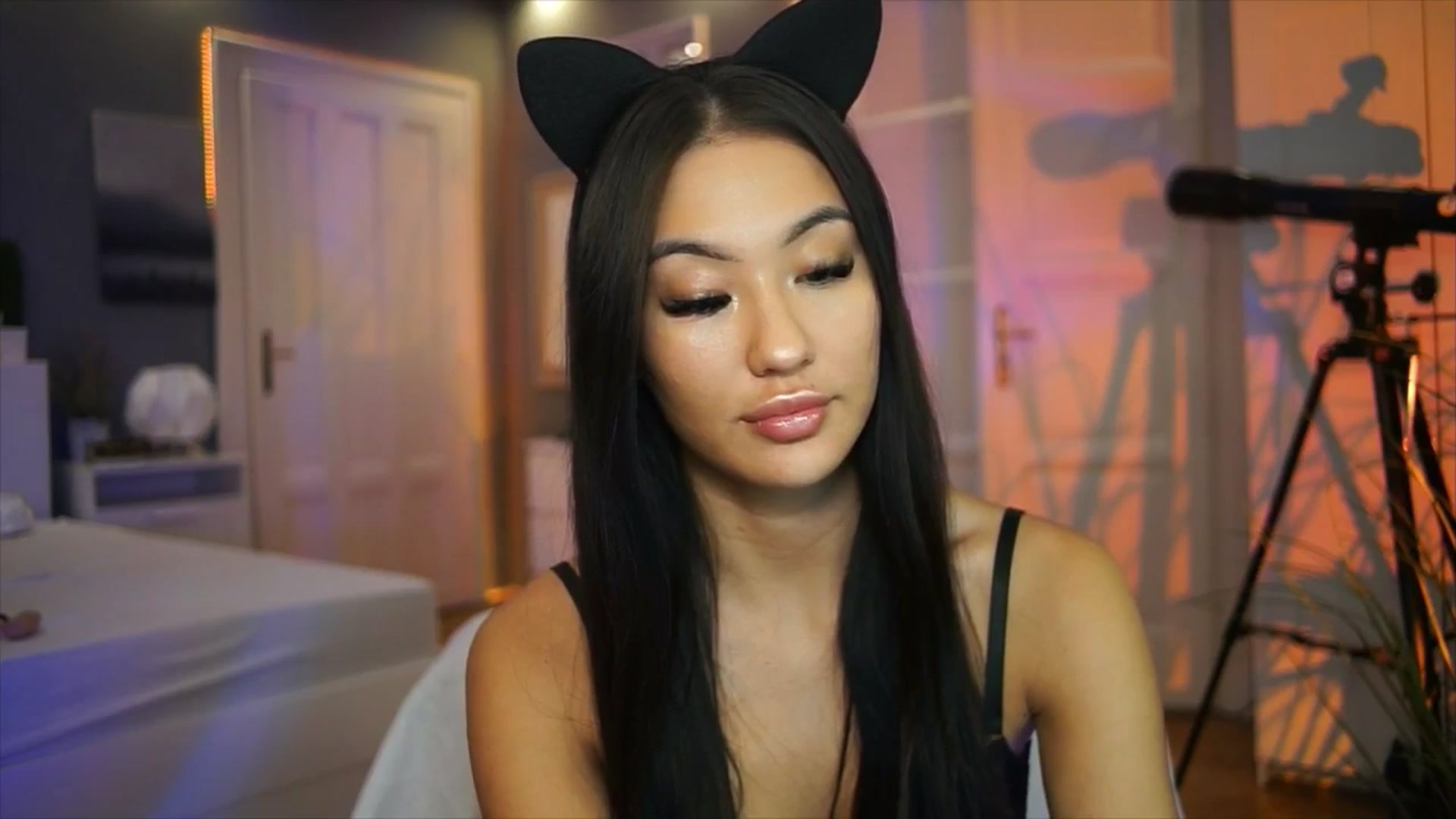 Gallery image thumbnail from MaiStream's myfreecams stream on, 10/31/2025, 16:41 image 6 of 20