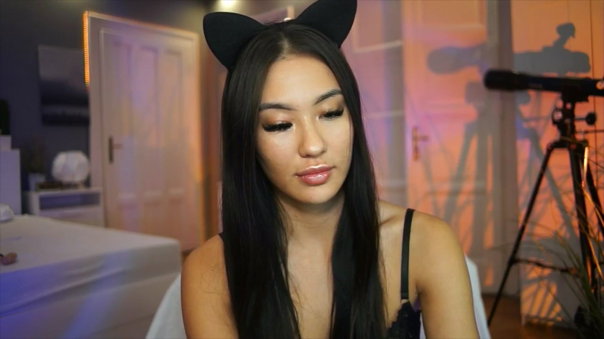 Gallery image thumbnail from MaiStream's myfreecams stream on, 10/31/2025, 16:41 image 9 of 20