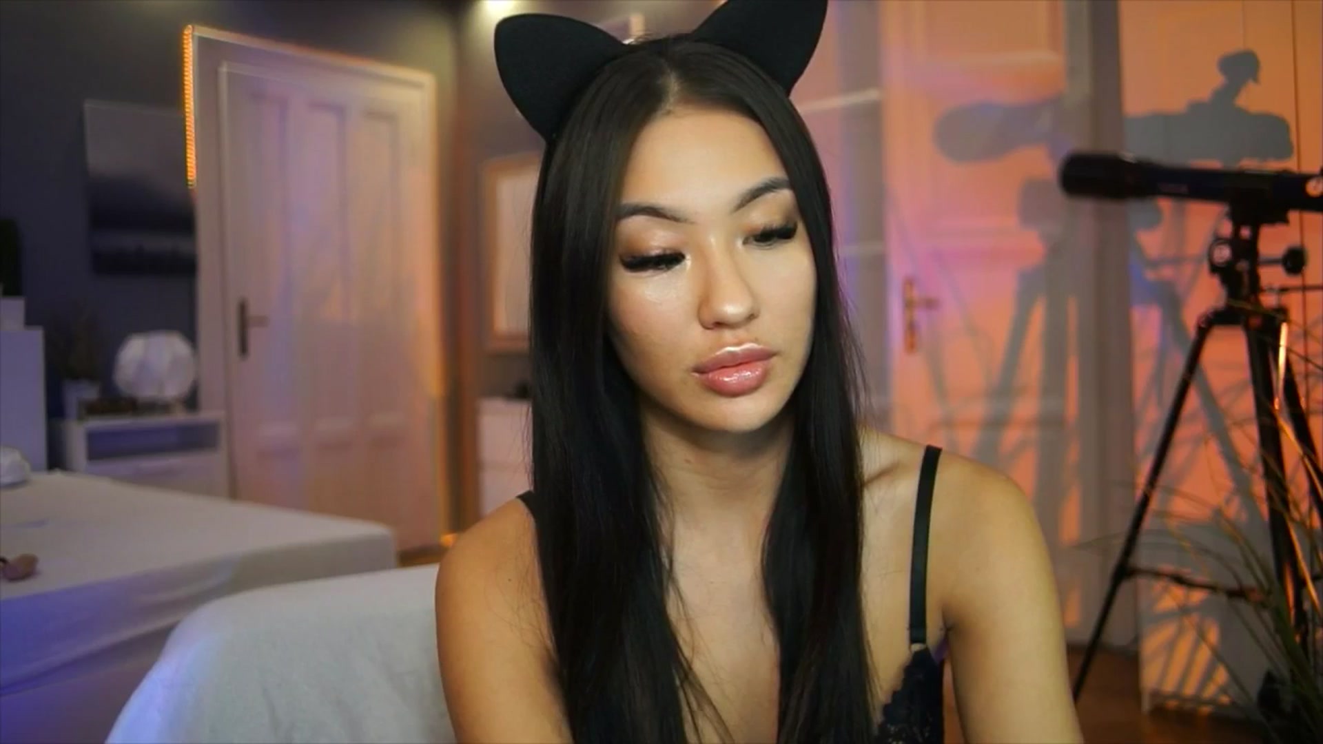 Gallery image thumbnail from MaiStream's myfreecams stream on, 10/31/2025, 16:41 image 14 of 20