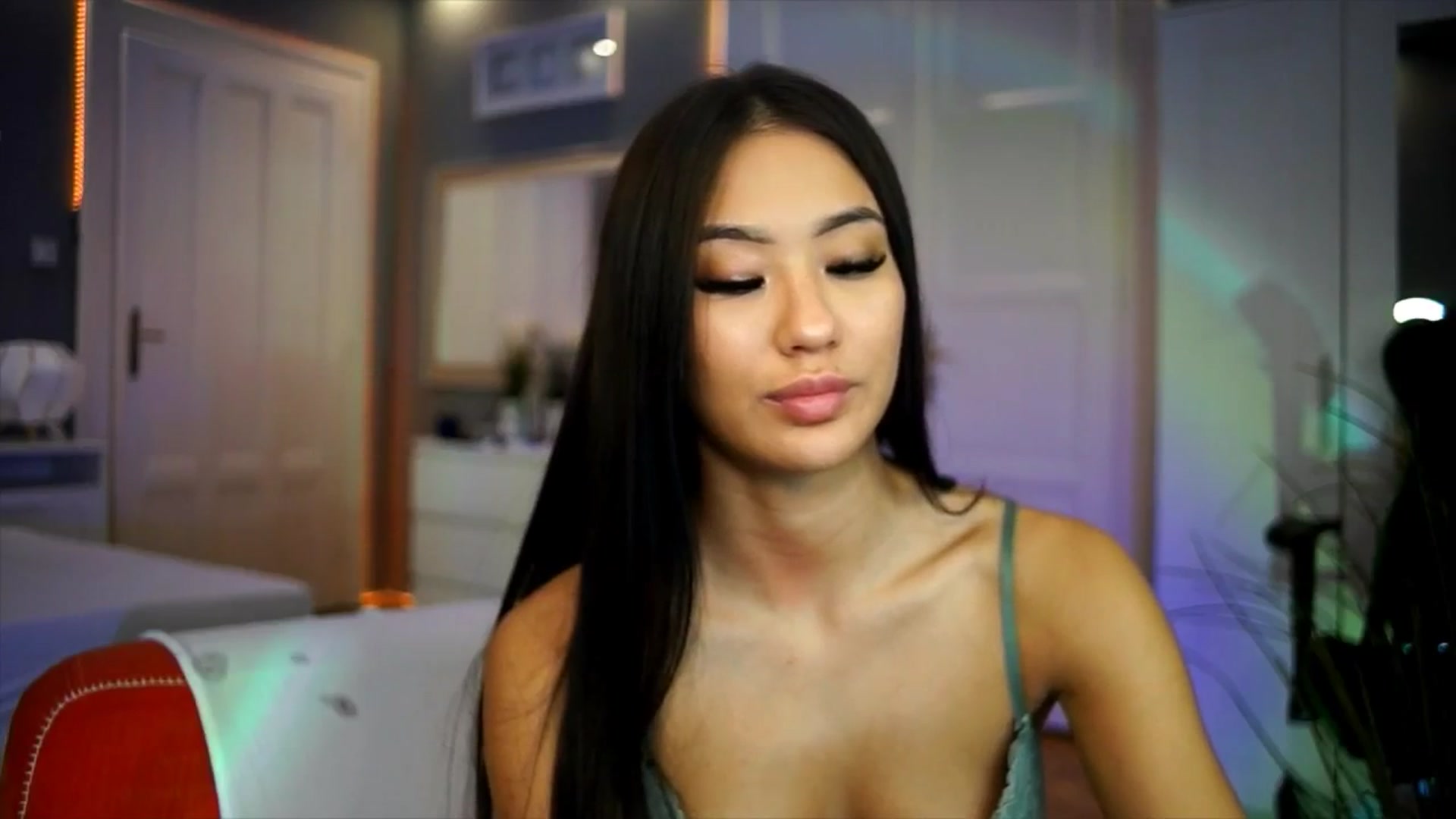 Gallery image thumbnail from MaiStream's myfreecams stream on, 11/06/2025, 21:47 image 15 of 20
