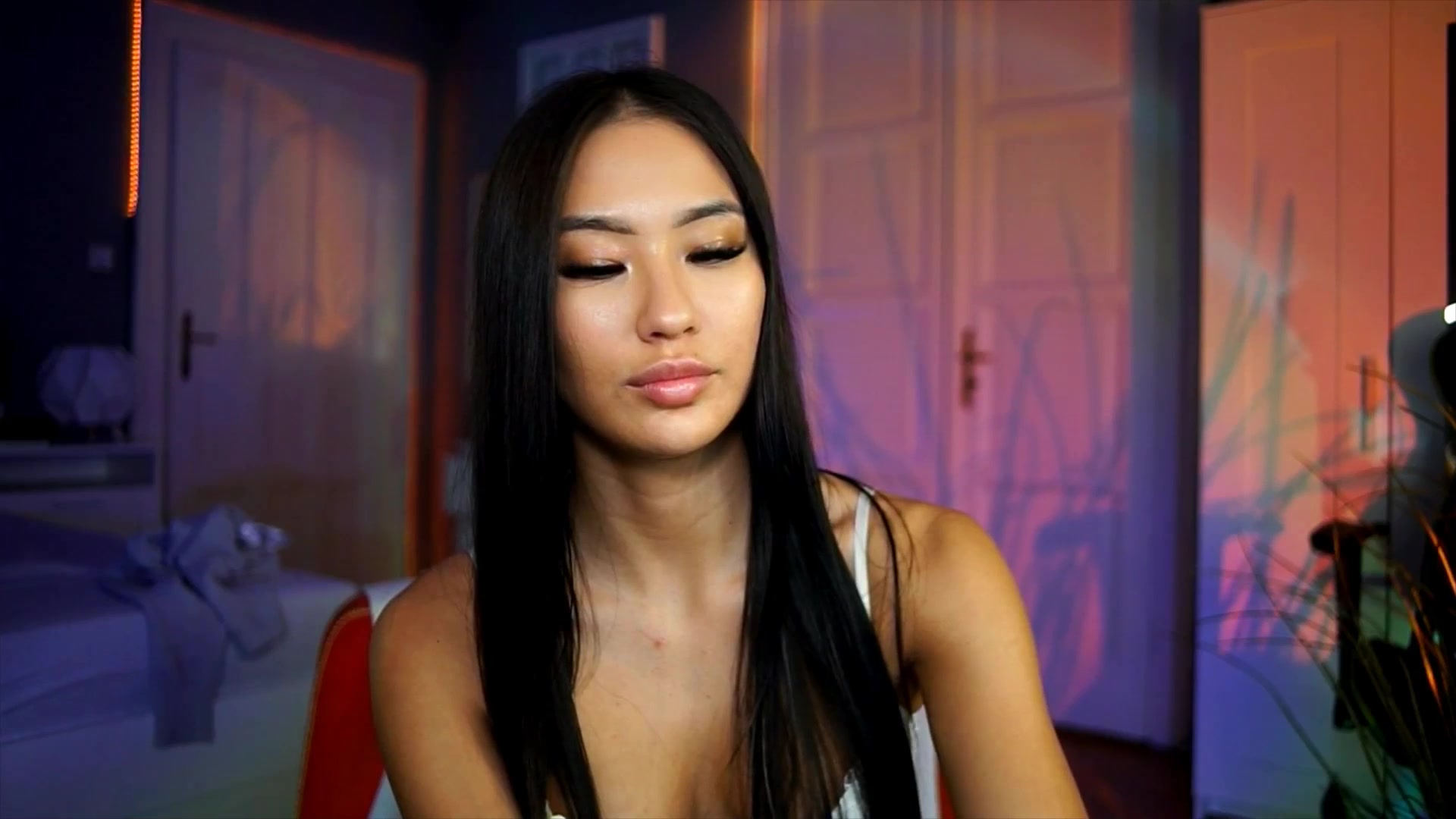 Gallery image thumbnail from MaiStream's myfreecams stream on, 11/07/2025, 21:26 image 7 of 20