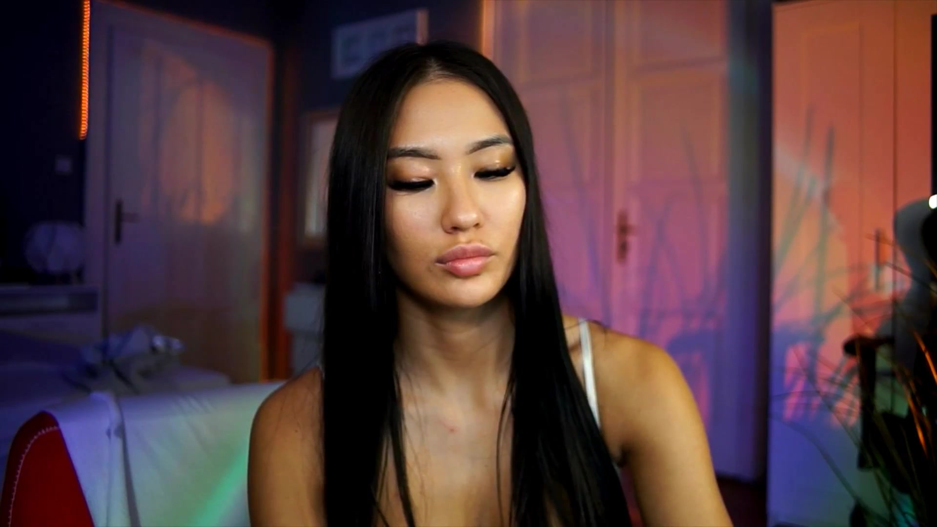 Gallery image thumbnail from MaiStream's myfreecams stream on, 11/07/2025, 21:26 image 12 of 20