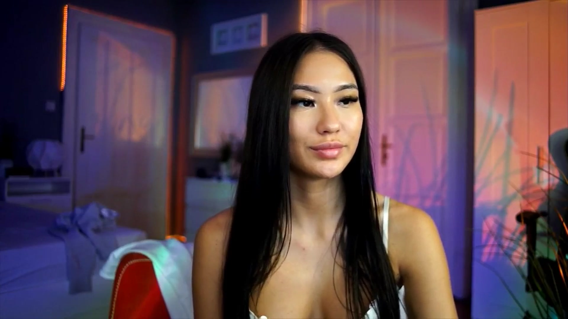 Gallery image thumbnail from MaiStream's myfreecams stream on, 11/07/2025, 23:12 image 17 of 20