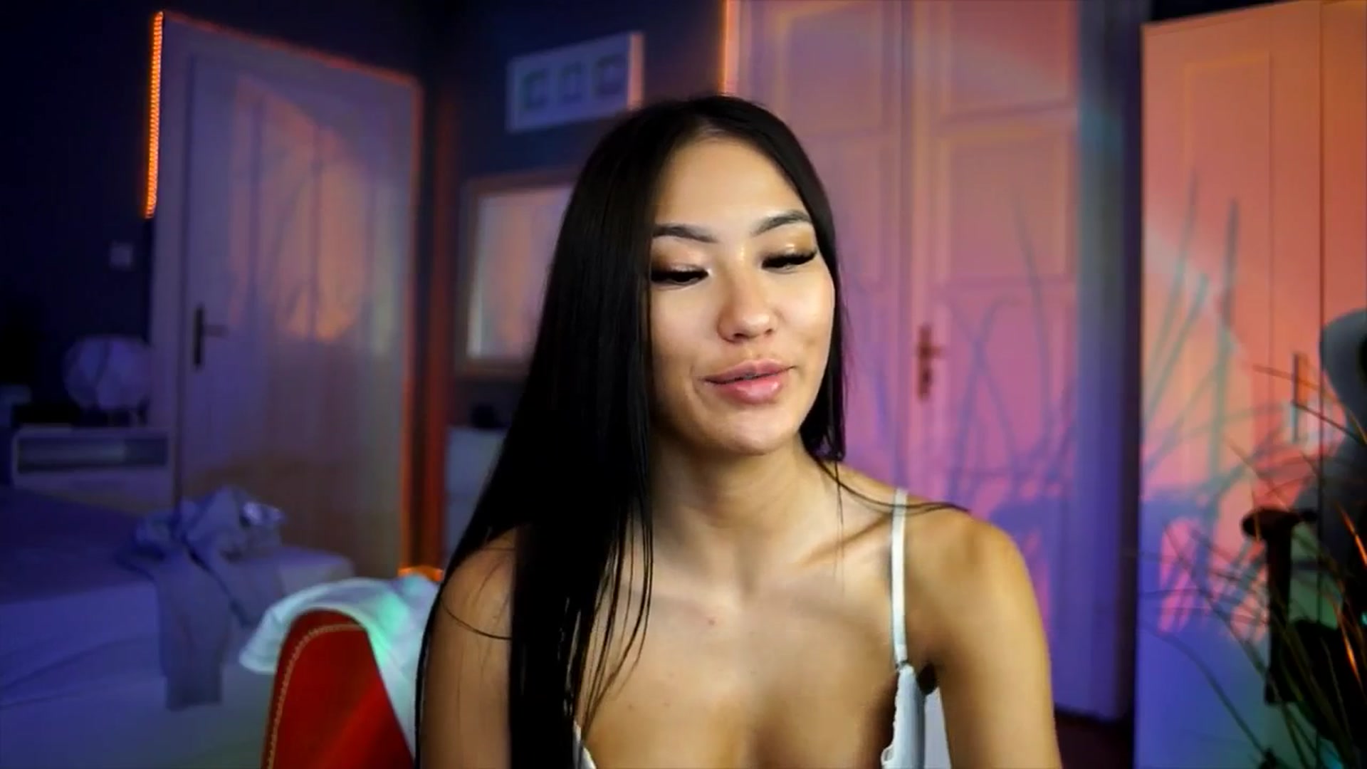 Gallery image thumbnail from MaiStream's myfreecams stream on, 11/07/2025, 23:12 image 10 of 20