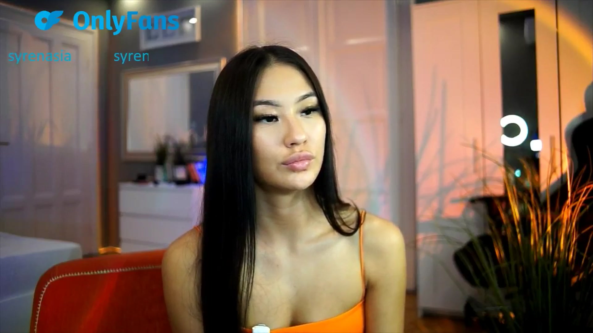 Gallery image thumbnail from MaiStream's myfreecams stream on, 11/08/2025, 18:56 image 14 of 20
