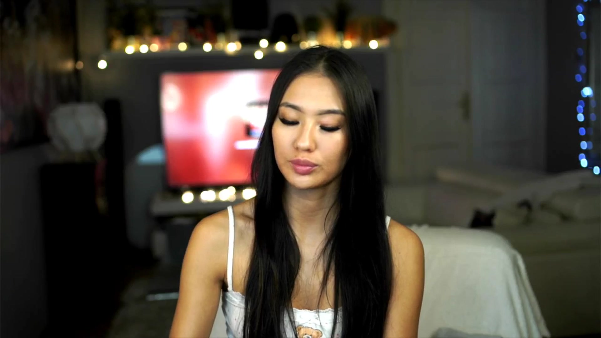 Gallery image thumbnail from MaiStream's myfreecams stream on, 11/09/2025, 20:46 image 6 of 20