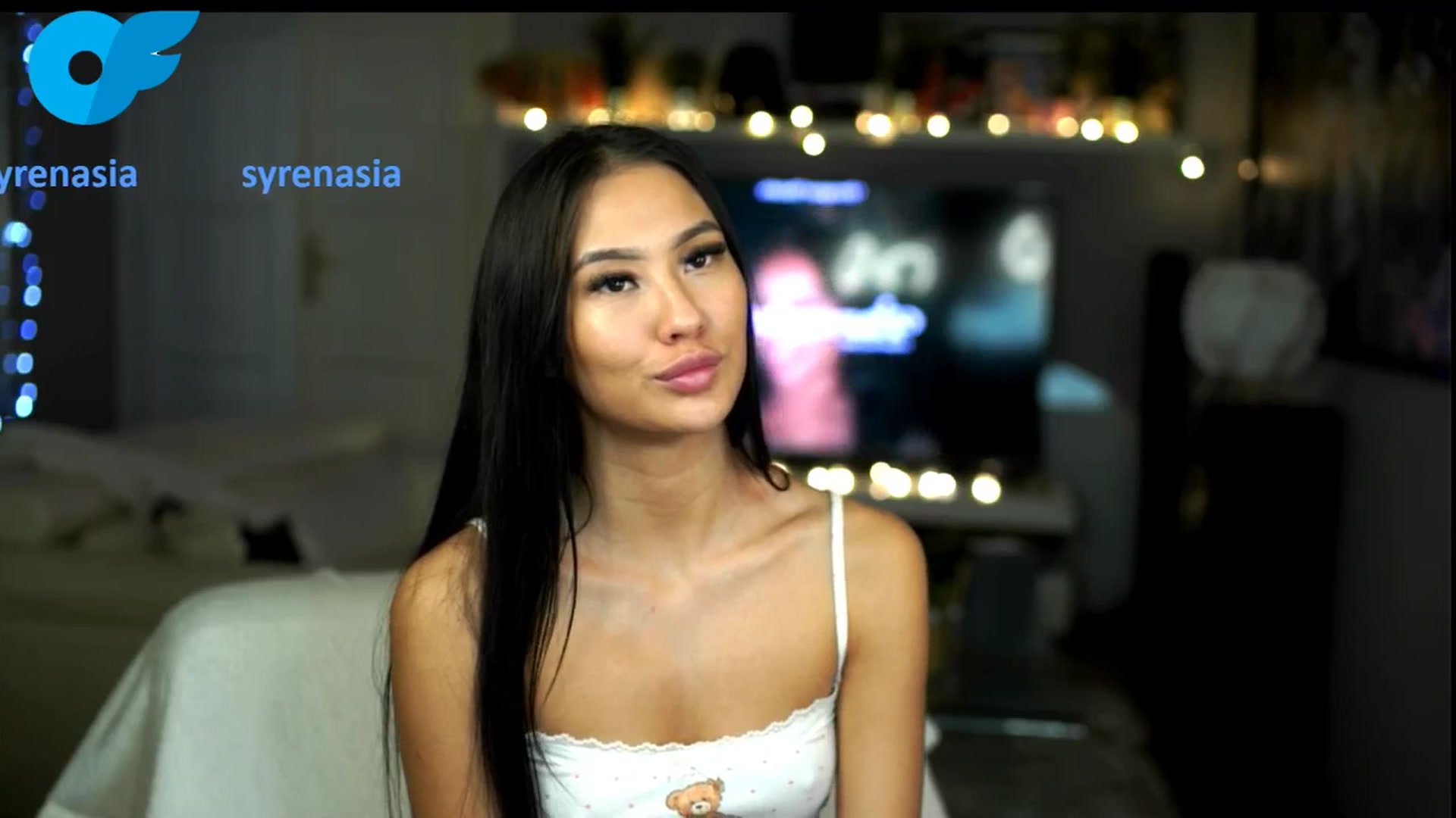 Gallery image thumbnail from MaiStream's myfreecams stream on, 11/09/2025, 21:48 image 12 of 20