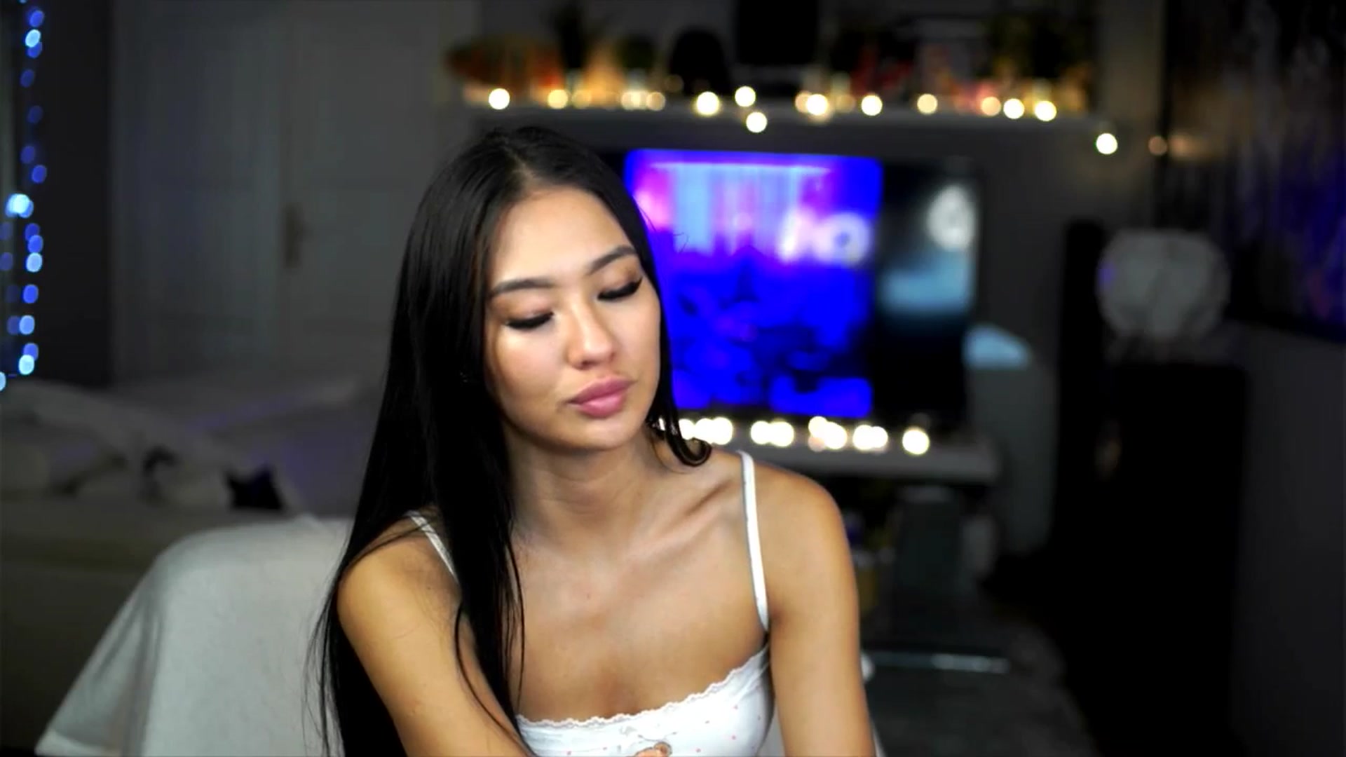 Gallery image thumbnail from MaiStream's myfreecams stream on, 11/09/2025, 21:48 image 6 of 20
