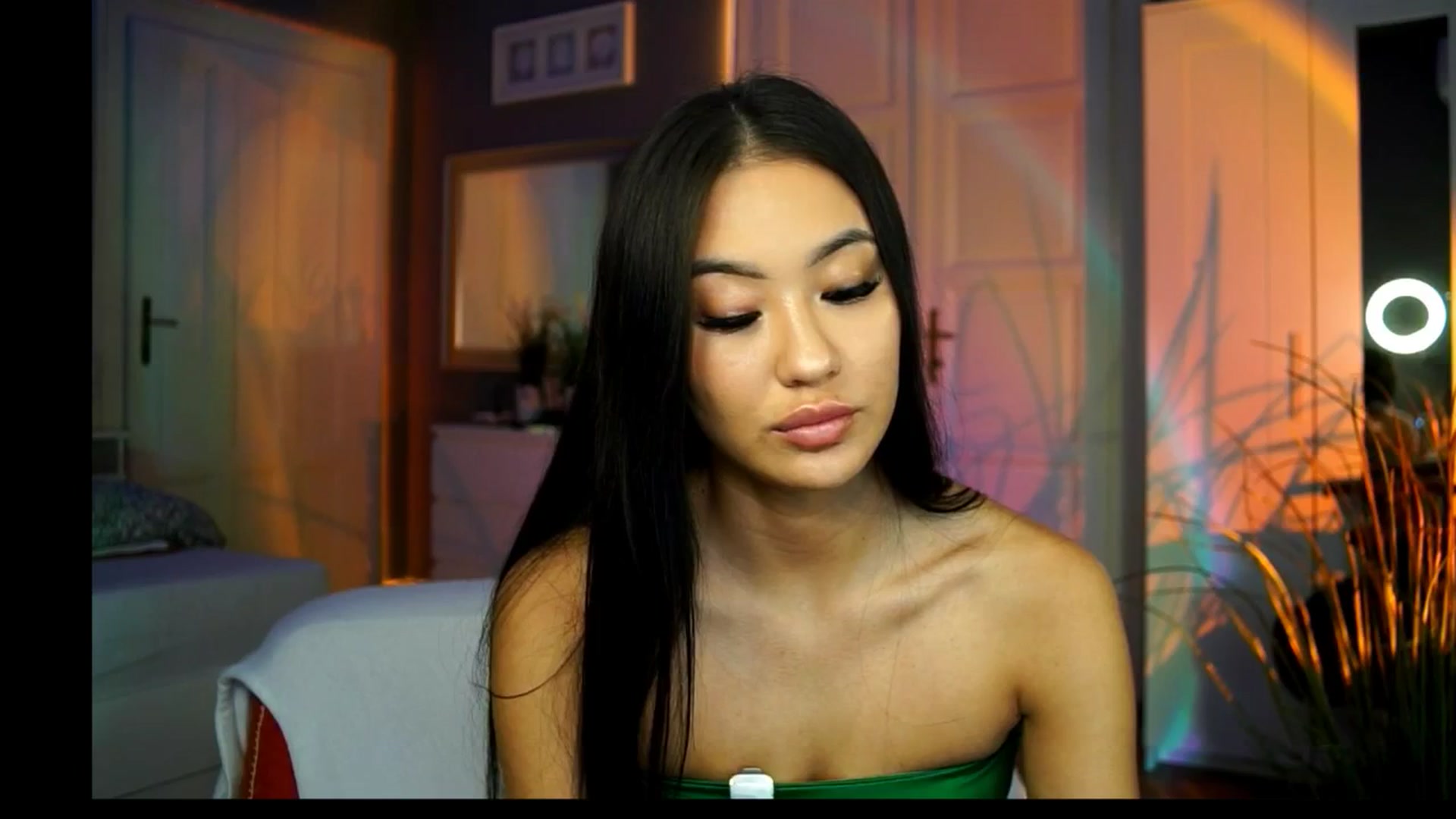 Gallery image thumbnail from MaiStream's myfreecams stream on, 11/12/2025, 19:36 image 11 of 20