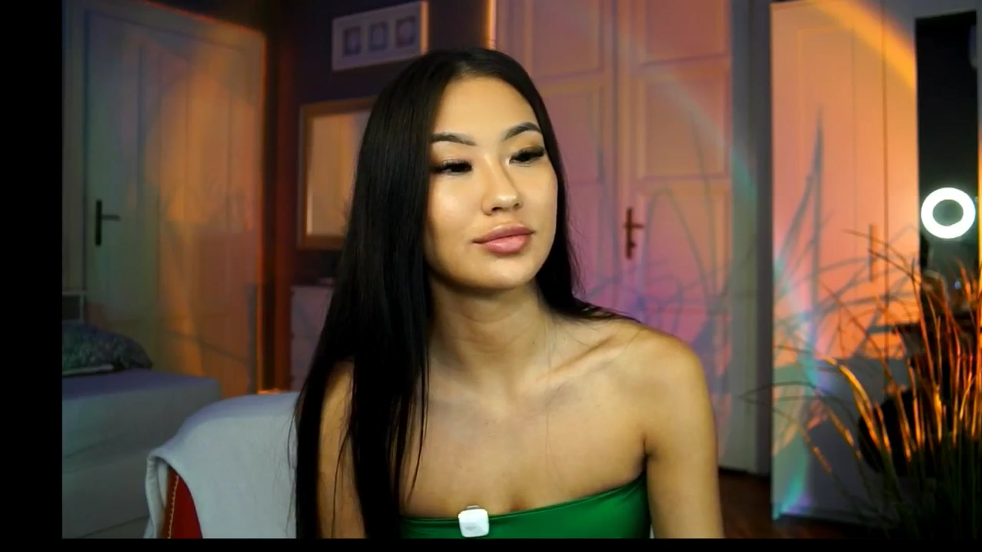Gallery image thumbnail from MaiStream's myfreecams stream on, 11/12/2025, 19:36 image 12 of 20