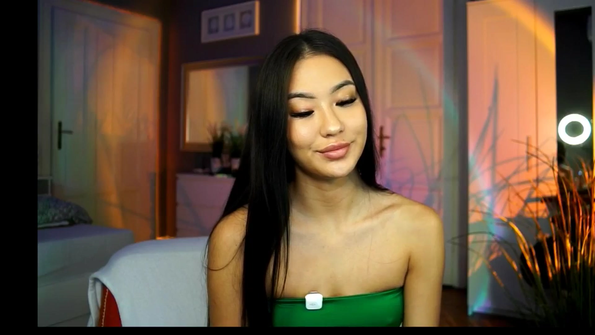 Gallery image thumbnail from MaiStream's myfreecams stream on, 11/12/2025, 19:36 image 10 of 20