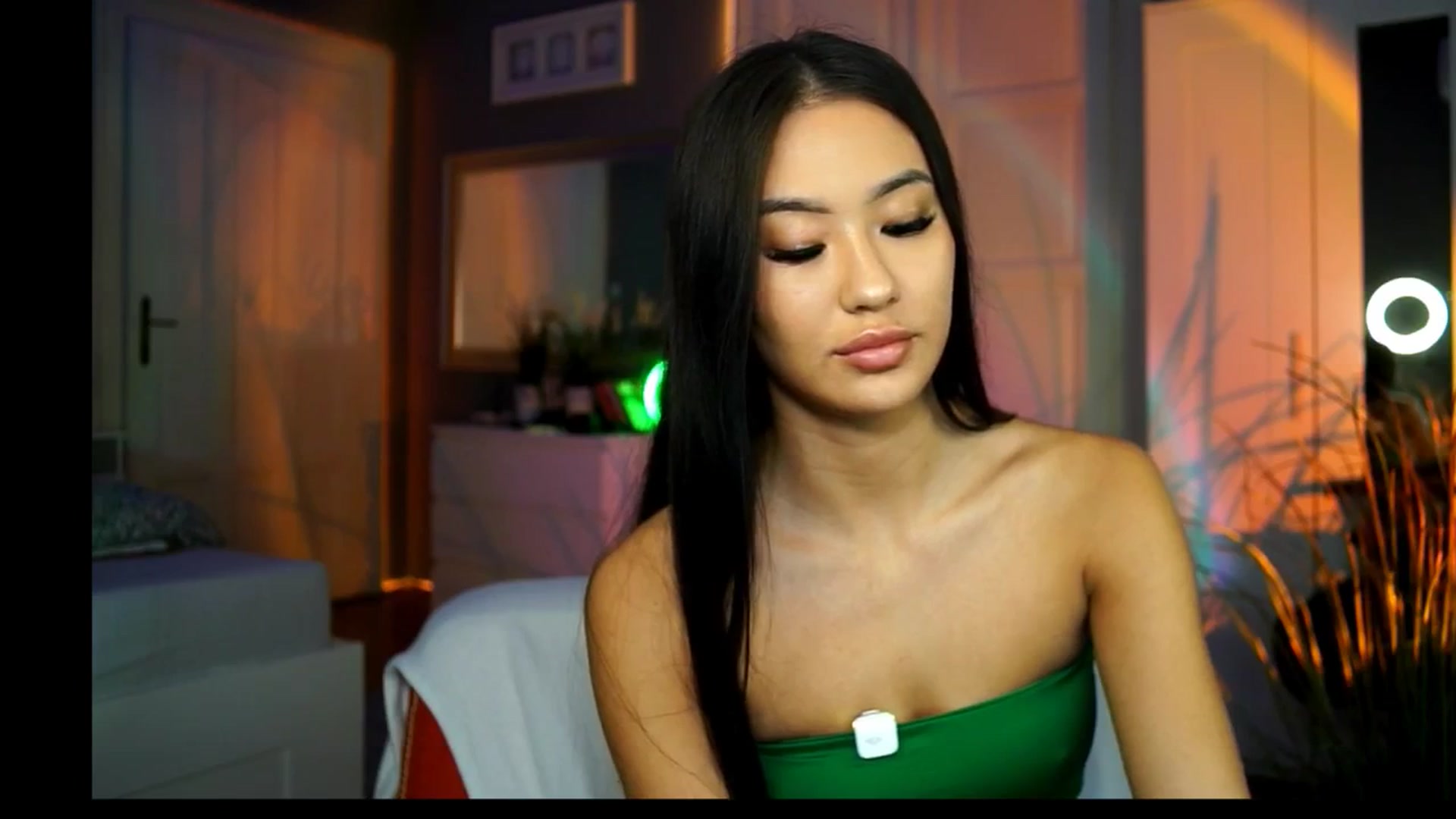 Gallery image thumbnail from MaiStream's myfreecams stream on, 11/12/2025, 19:36 image 7 of 20