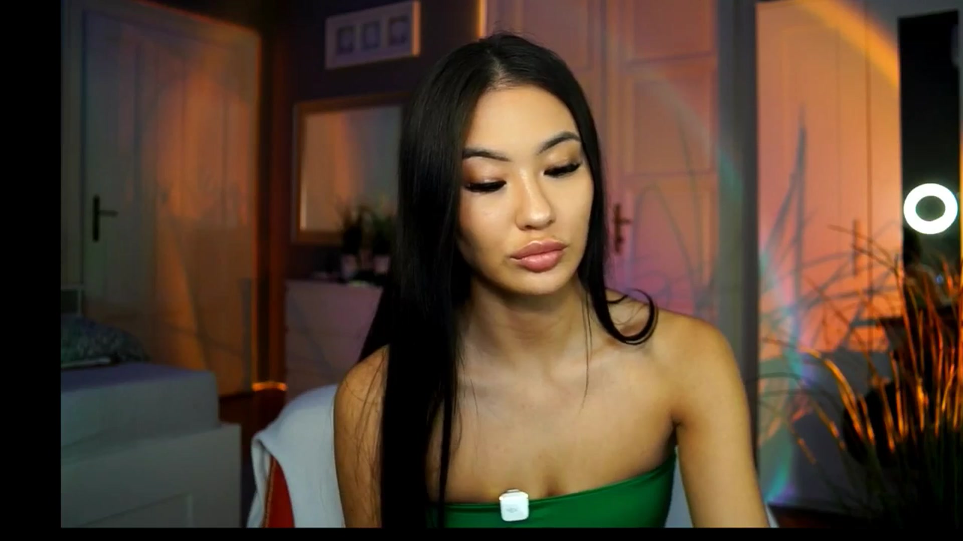Gallery image thumbnail from MaiStream's myfreecams stream on, 11/12/2025, 19:36 image 4 of 20