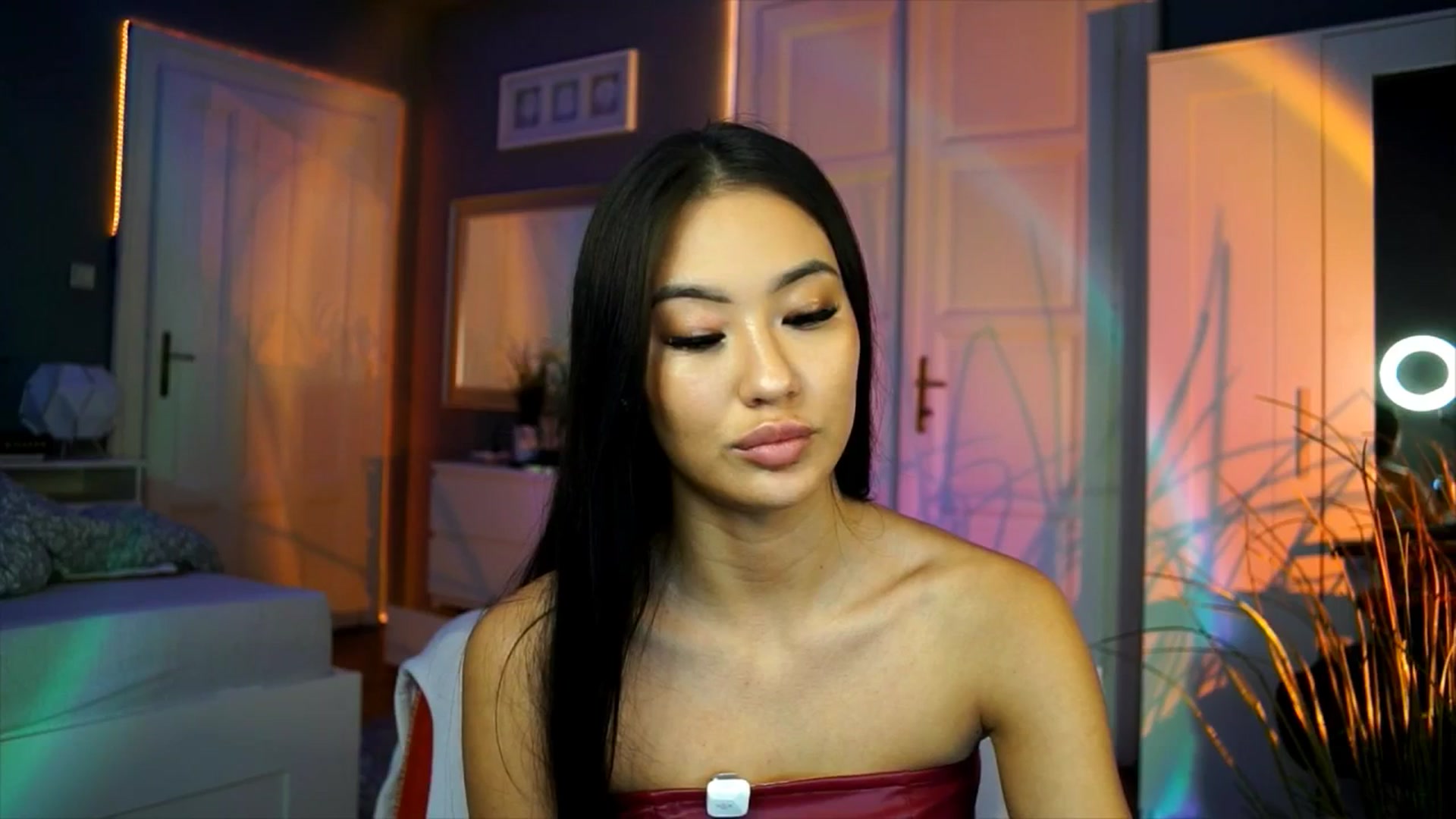 Gallery image thumbnail from MaiStream's myfreecams stream on, 11/12/2025, 21:43 image 8 of 20