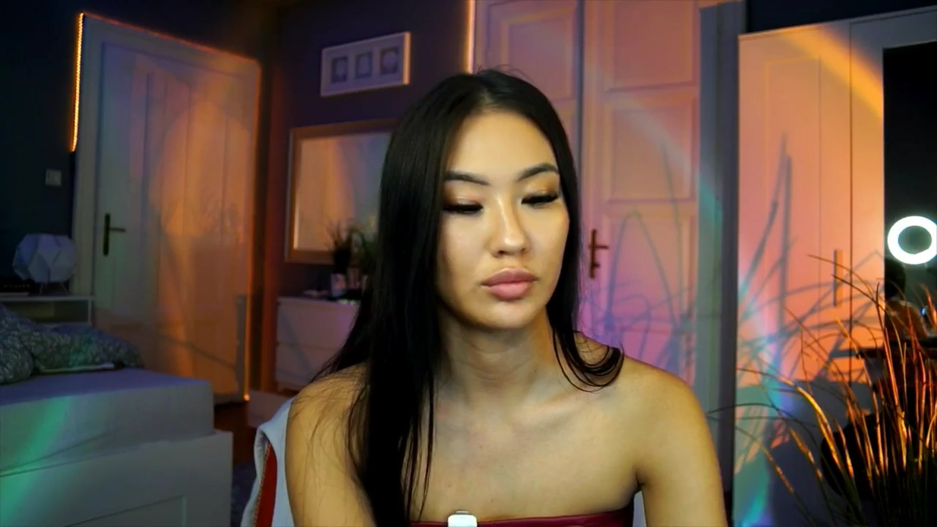 Gallery image thumbnail from MaiStream's myfreecams stream on, 11/12/2025, 21:43 image 16 of 20