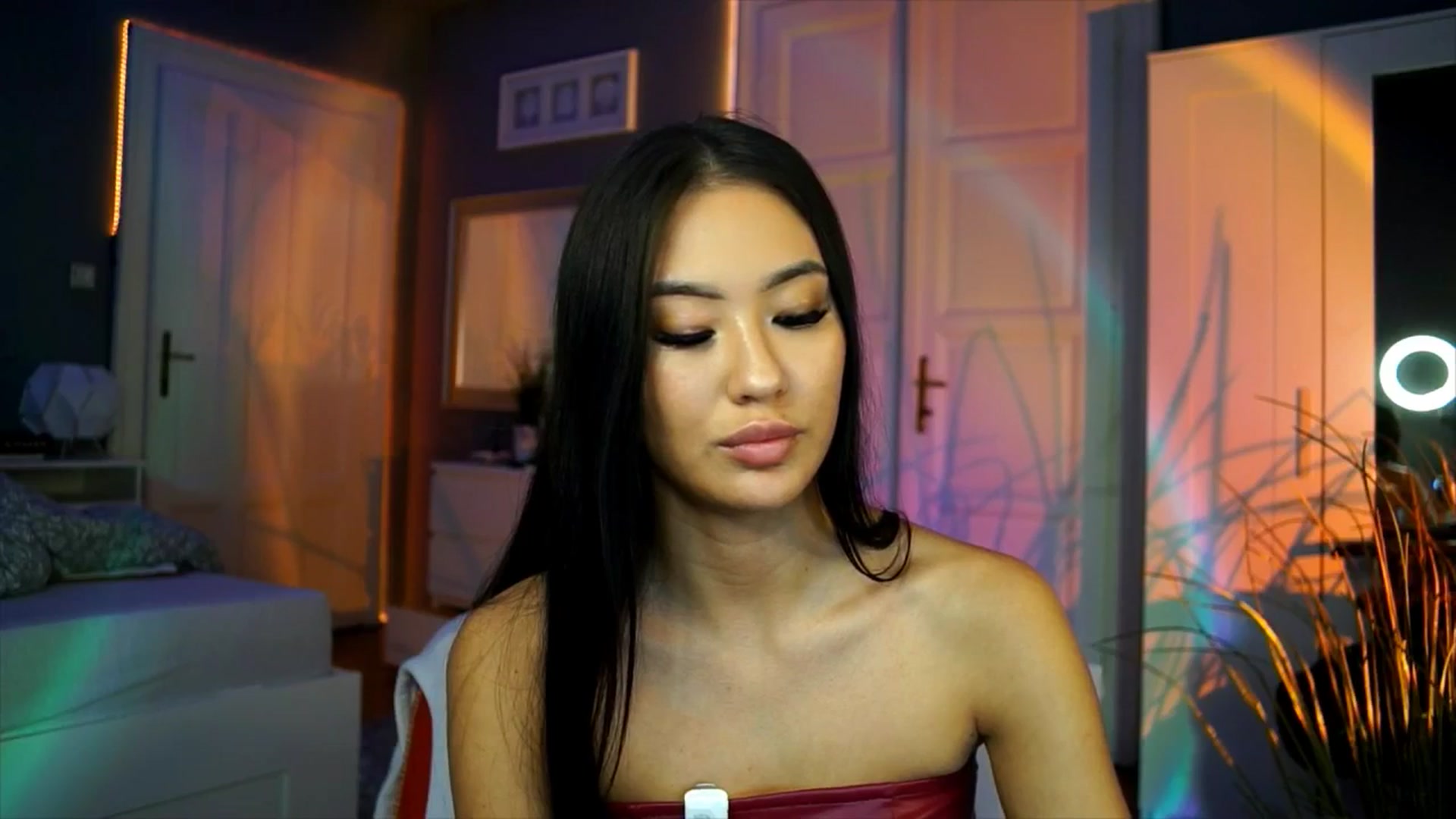 Gallery image thumbnail from MaiStream's myfreecams stream on, 11/12/2025, 21:43 image 12 of 20